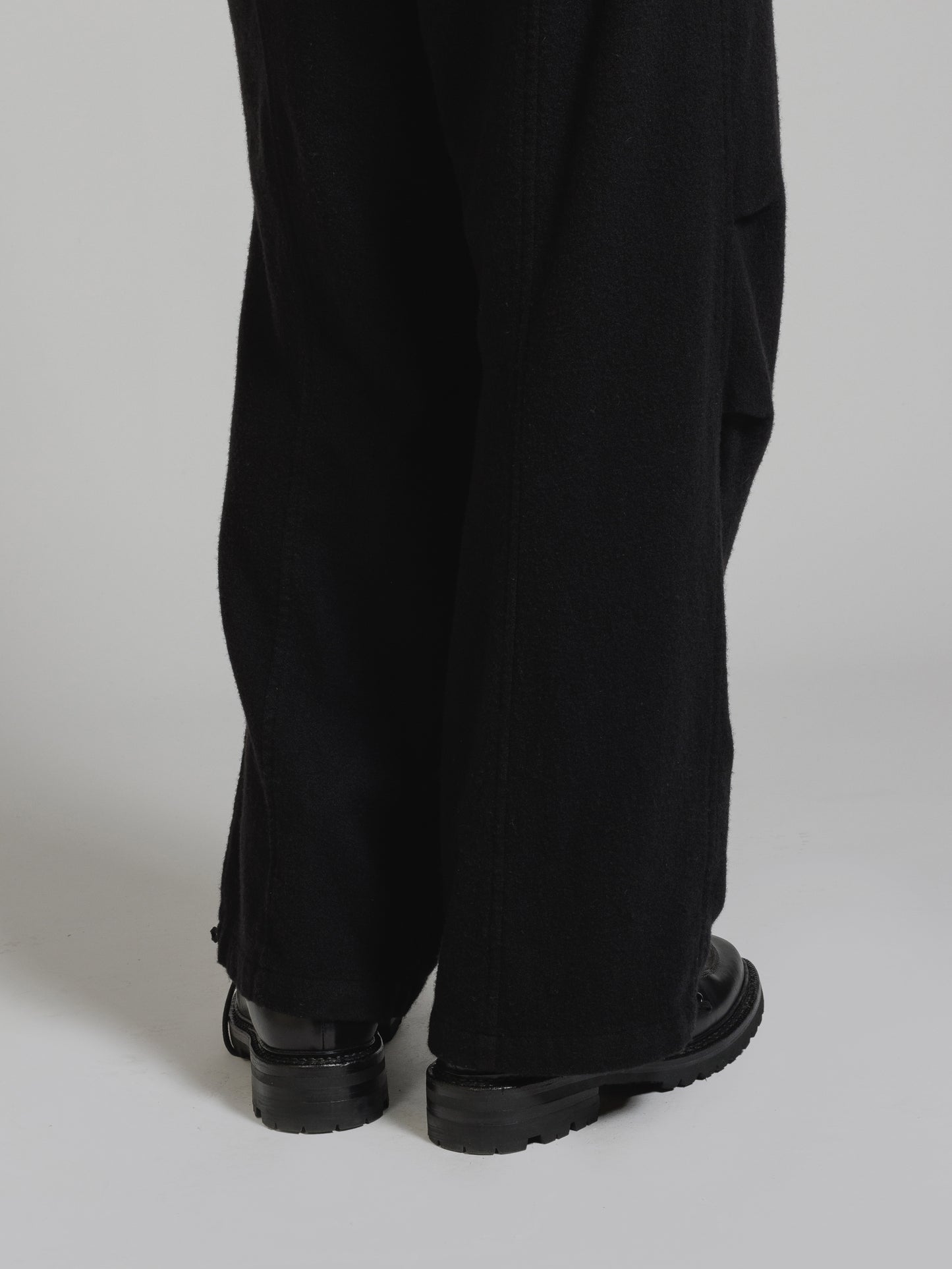 
                  
                    OBJECT DYE WOOL WIDE PANTS
                  
                
