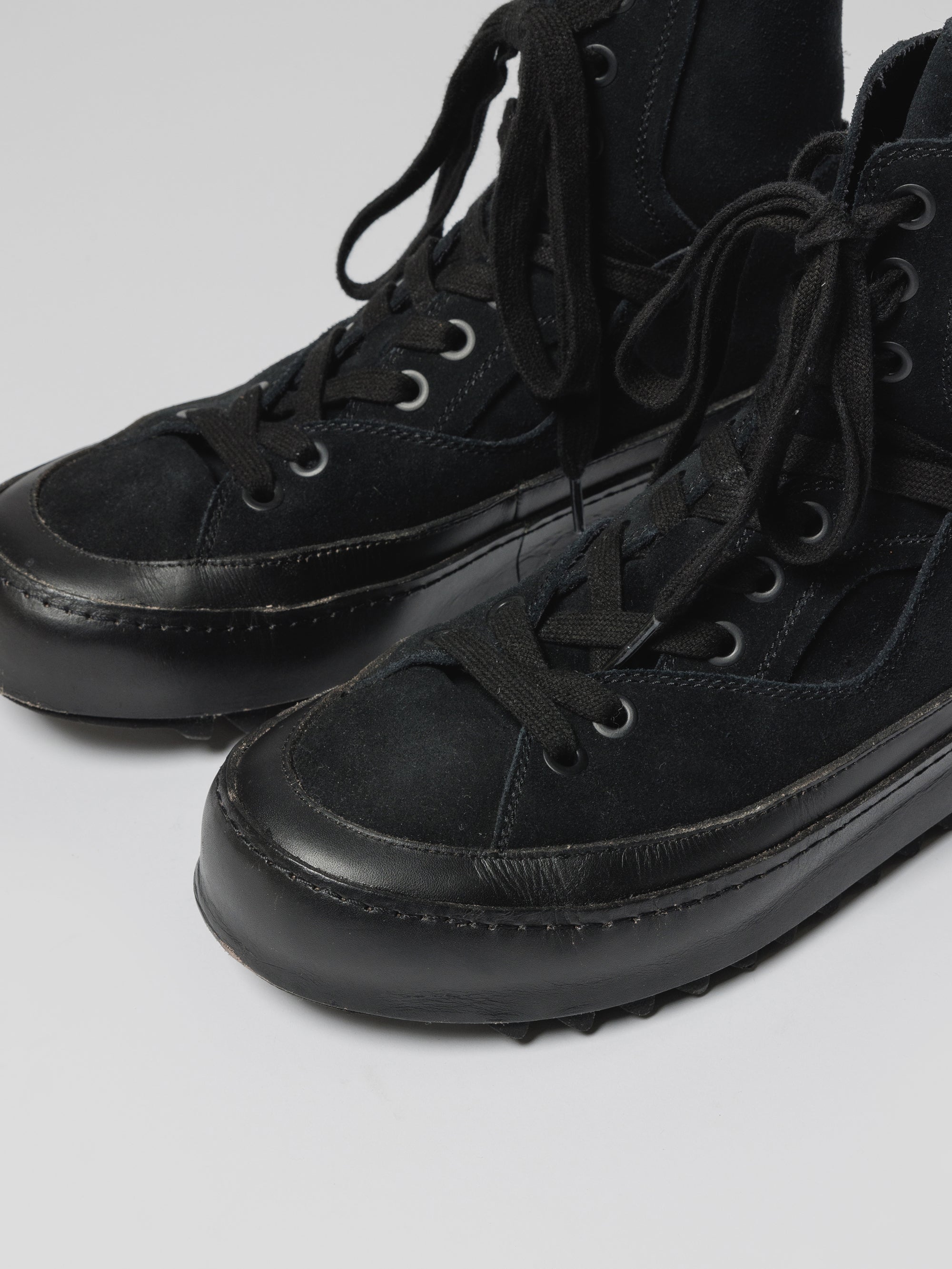 THE VIRIDI-ANNE（ザ ヴィリディアン） TVA 24AW LACE-UP SNEAKERS