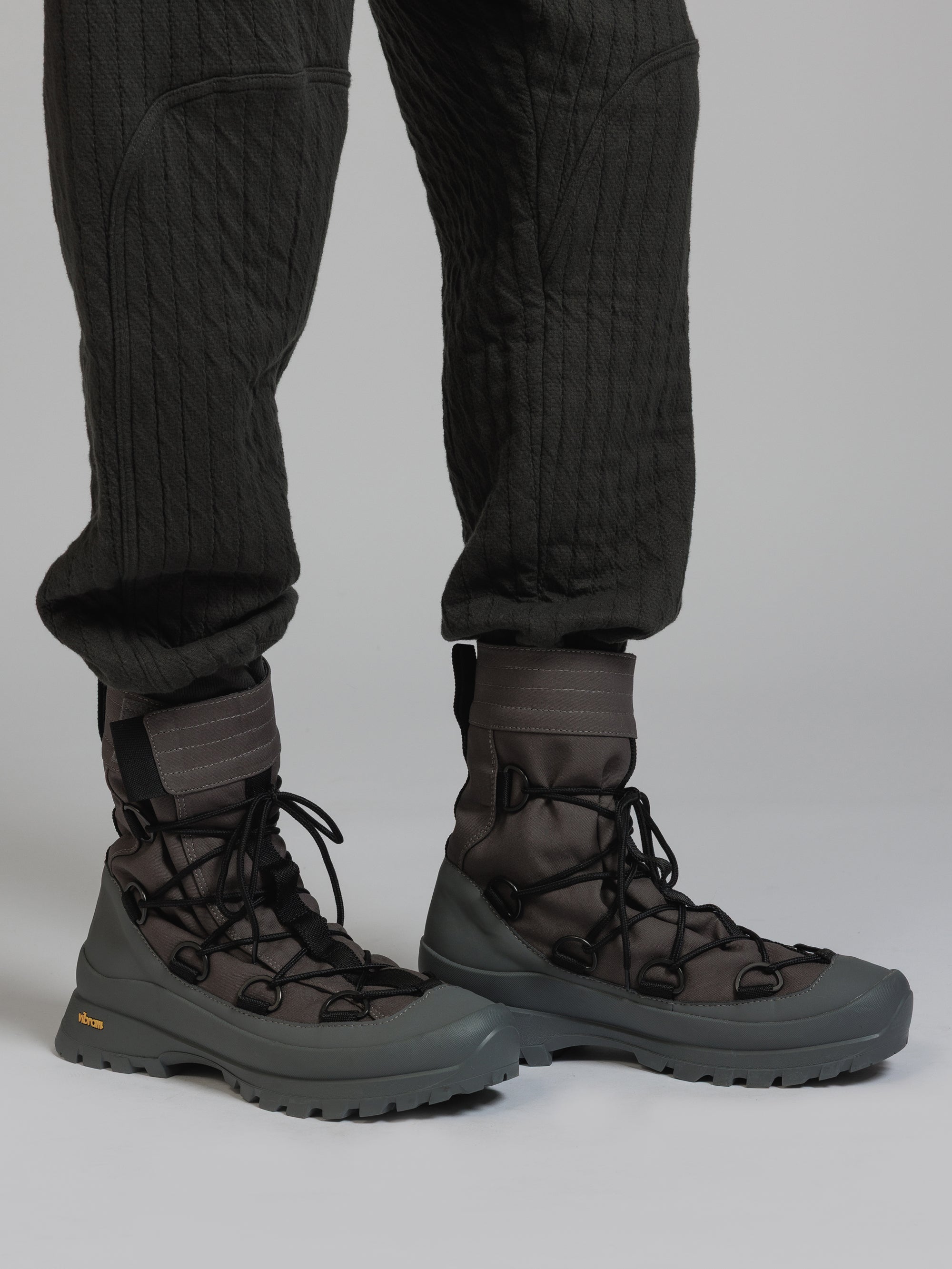 THE VIRIDI-ANNE（ザ ヴィリディアン） TVA 25AW HIGH-TOP SNEAKERS