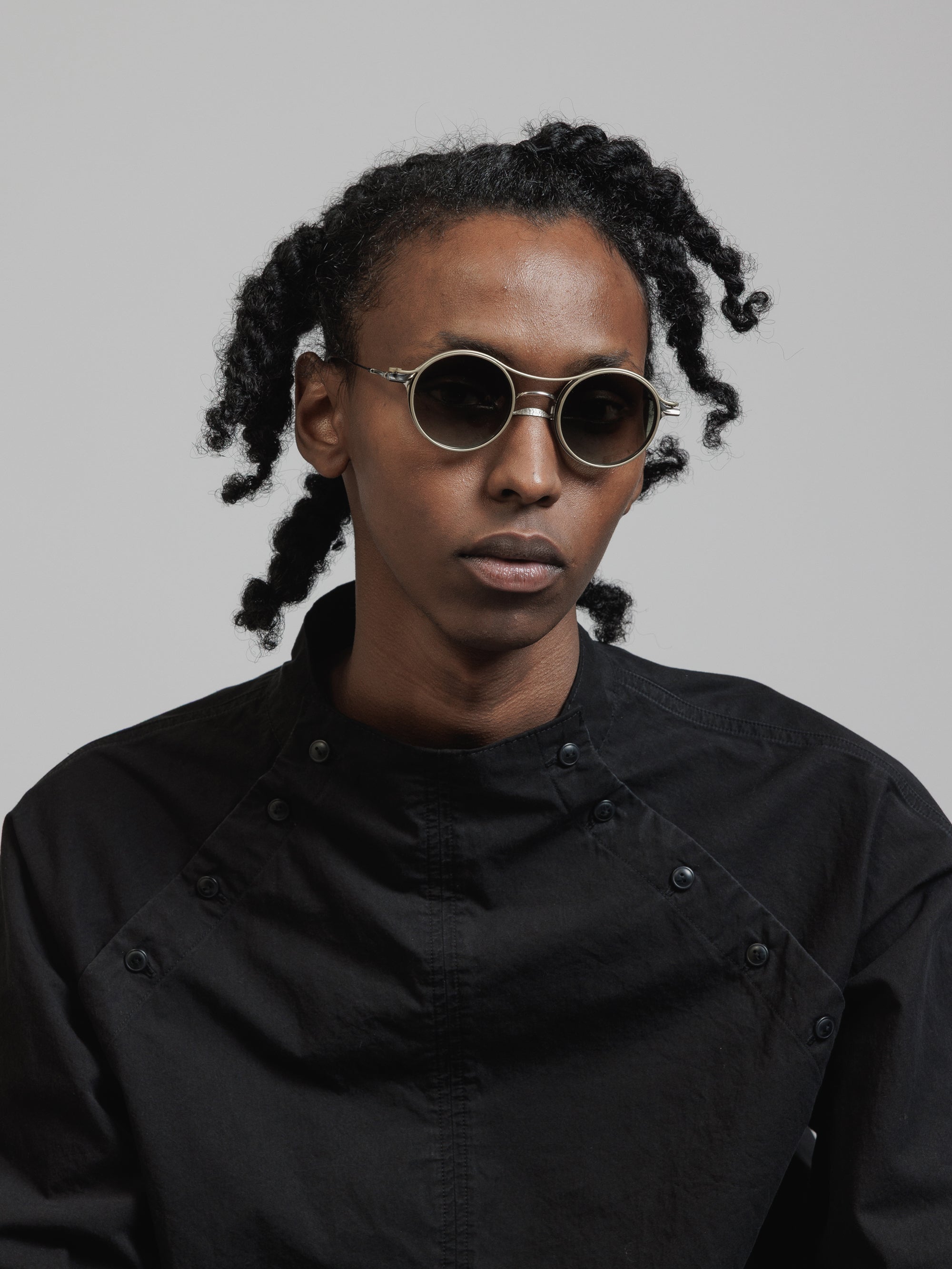 The viridi Anne サングラス TVA THE VIRIDI-ANNE x RIGARDS COLLABORATION GLASSES (RG2000TVA