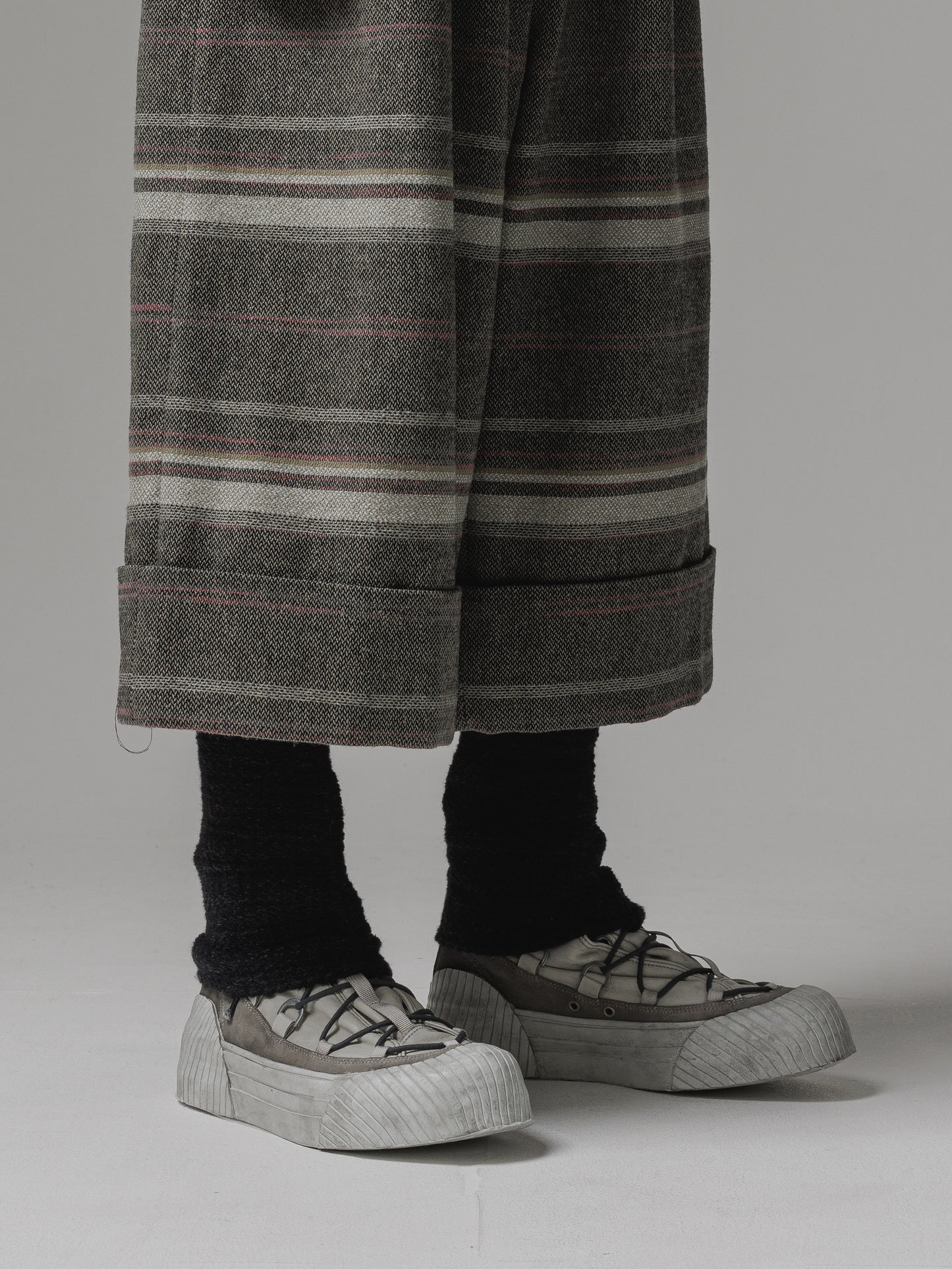 
                  
                    [ISO] sheep leather sneakers
                  
                