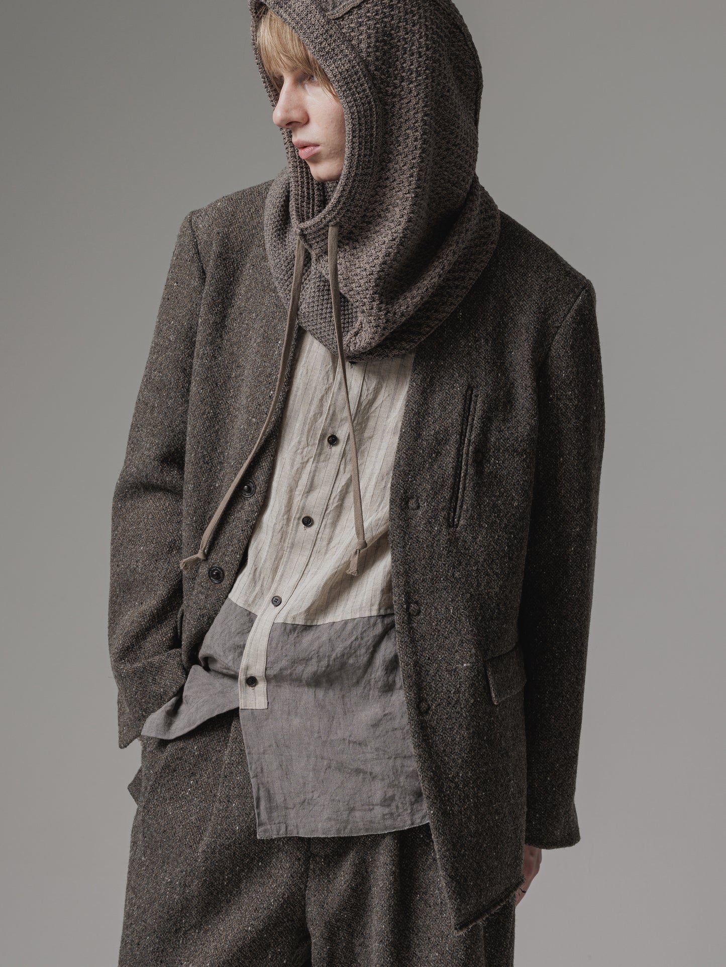 
                  
                    [ISO] shetland wool collarless jacket
                  
                