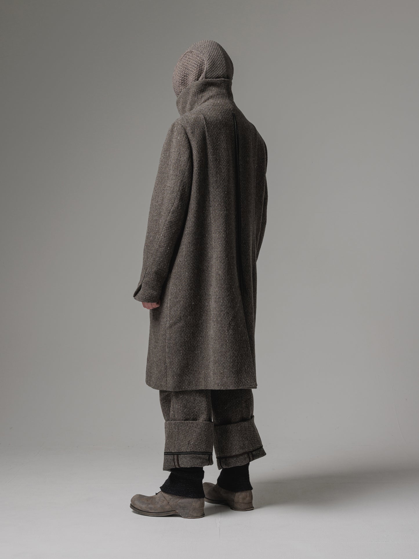 
                  
                    [ISO] shetland wool high neck coat
                  
                