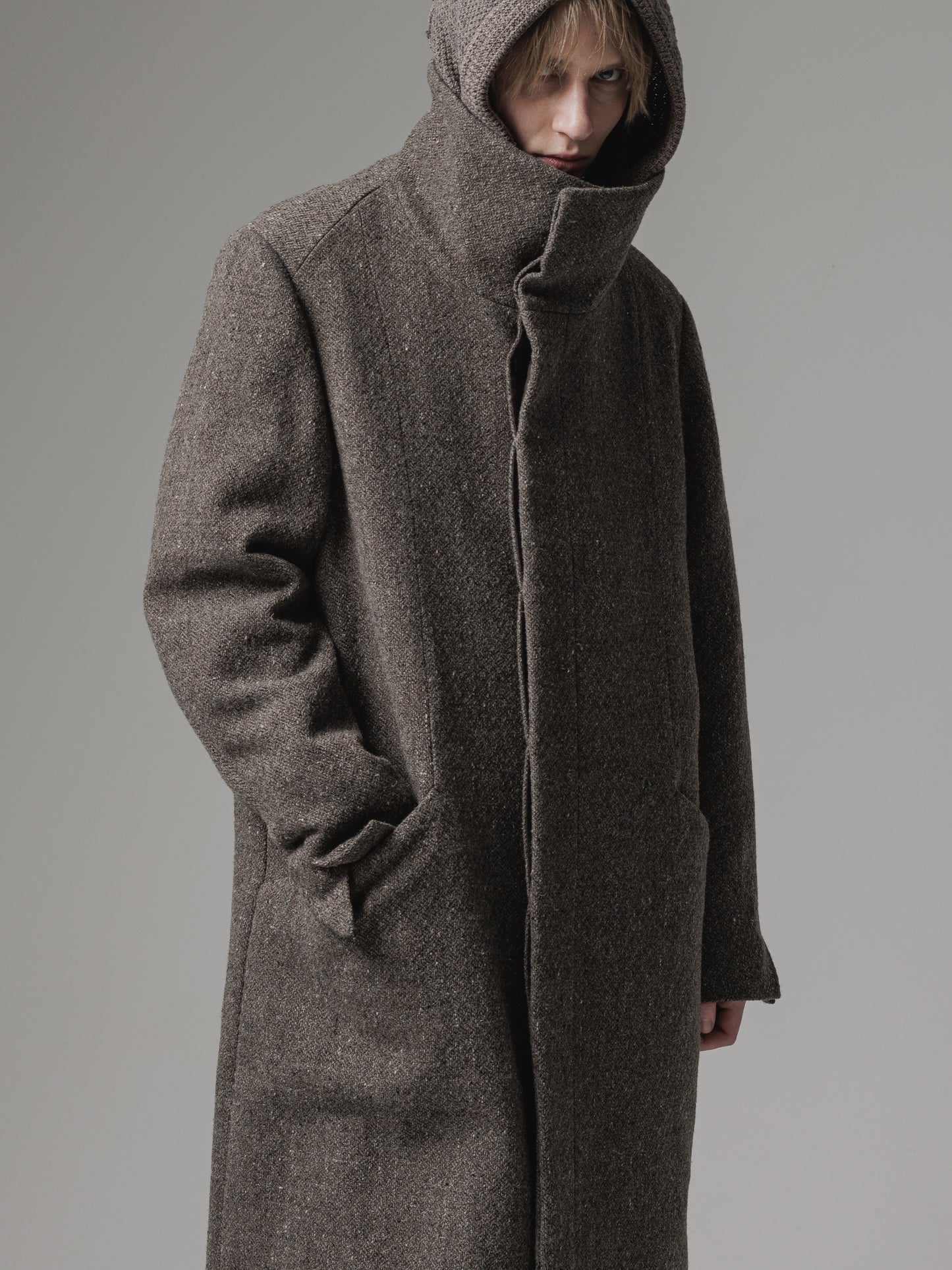
                  
                    [ISO] shetland wool high neck coat
                  
                