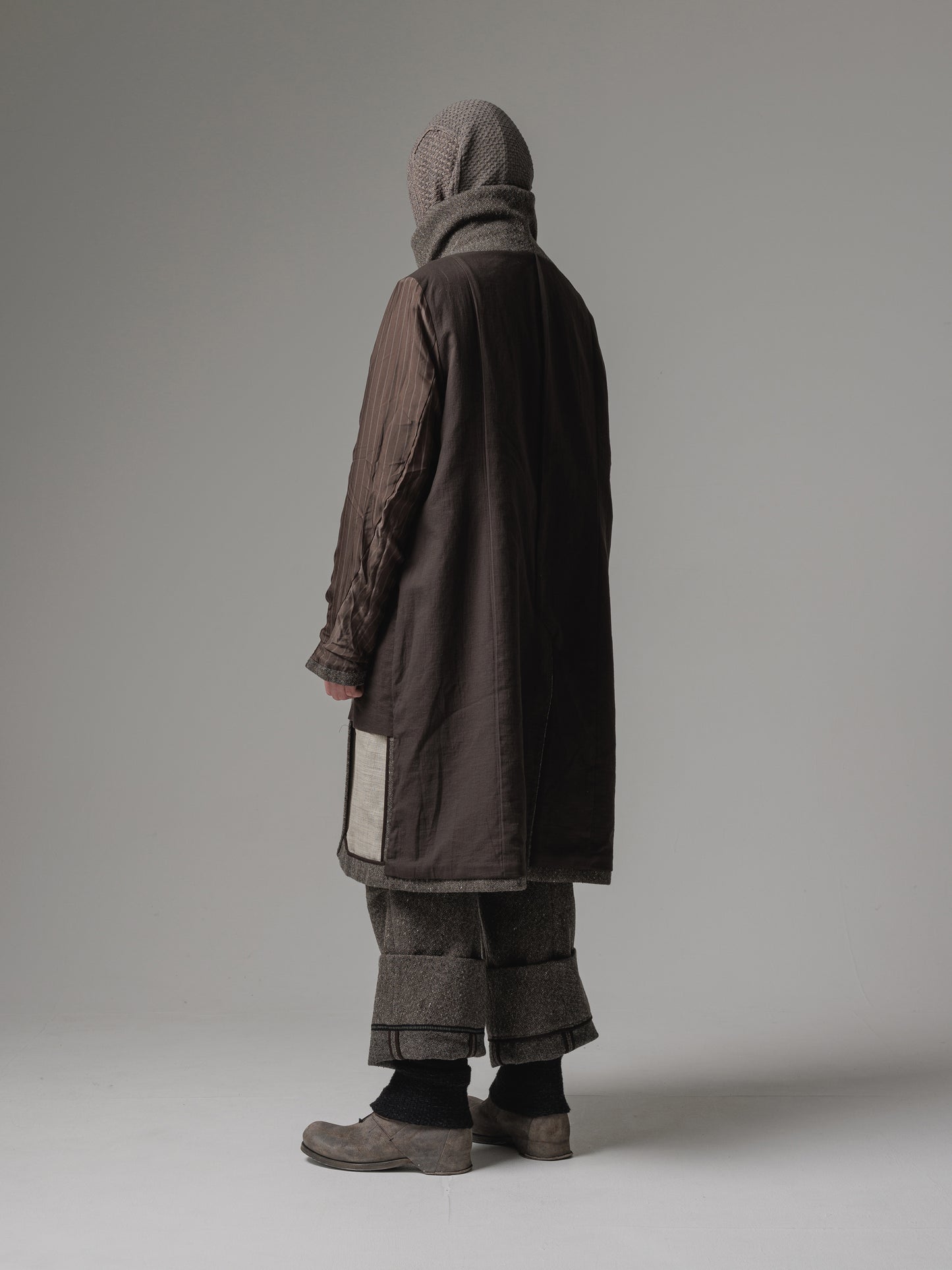 
                  
                    [ISO] shetland wool high neck coat
                  
                