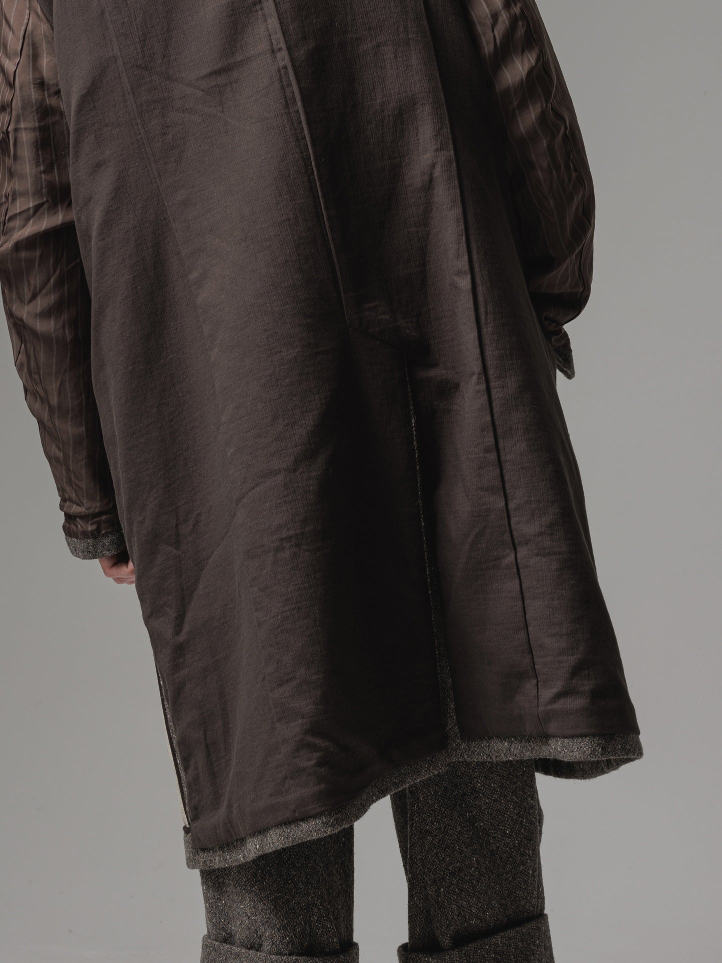
                  
                    [ISO] shetland wool high neck coat
                  
                