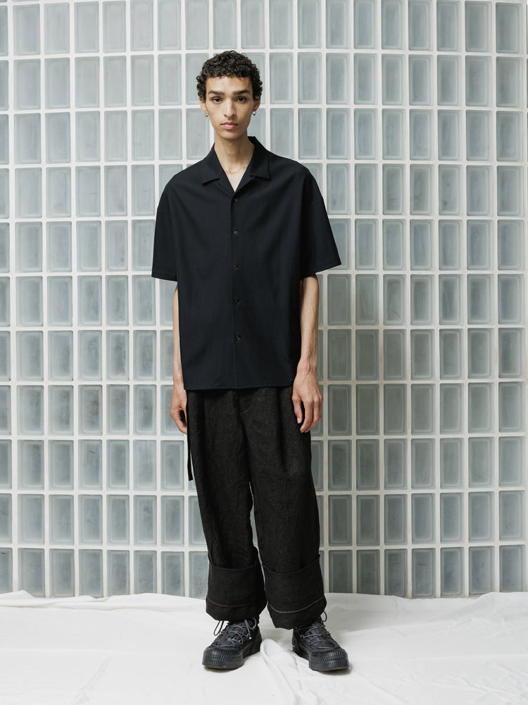 
                  
                    [ISO] Linen Wide Trousers
                  
                