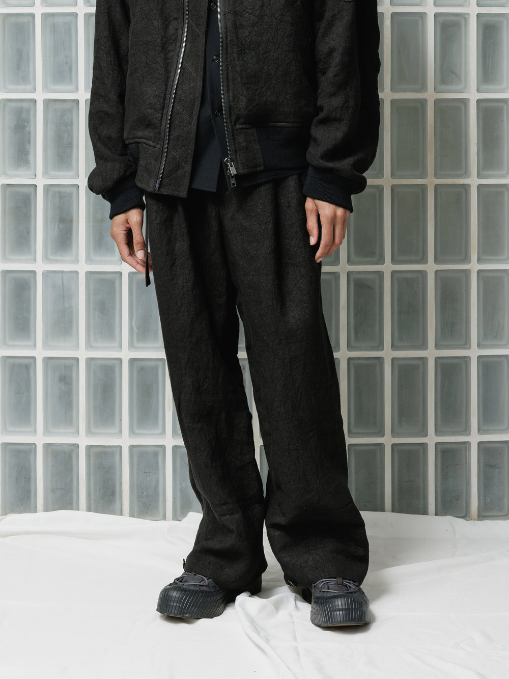 [ISO] Linen Wide Trousers