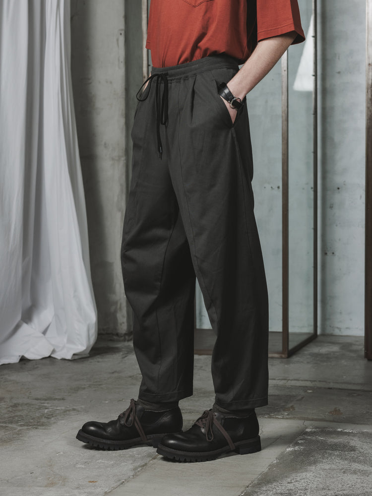 
                  
                    EXCLUSIVE COTTON JERSEY WIDE TROUSERS
                  
                