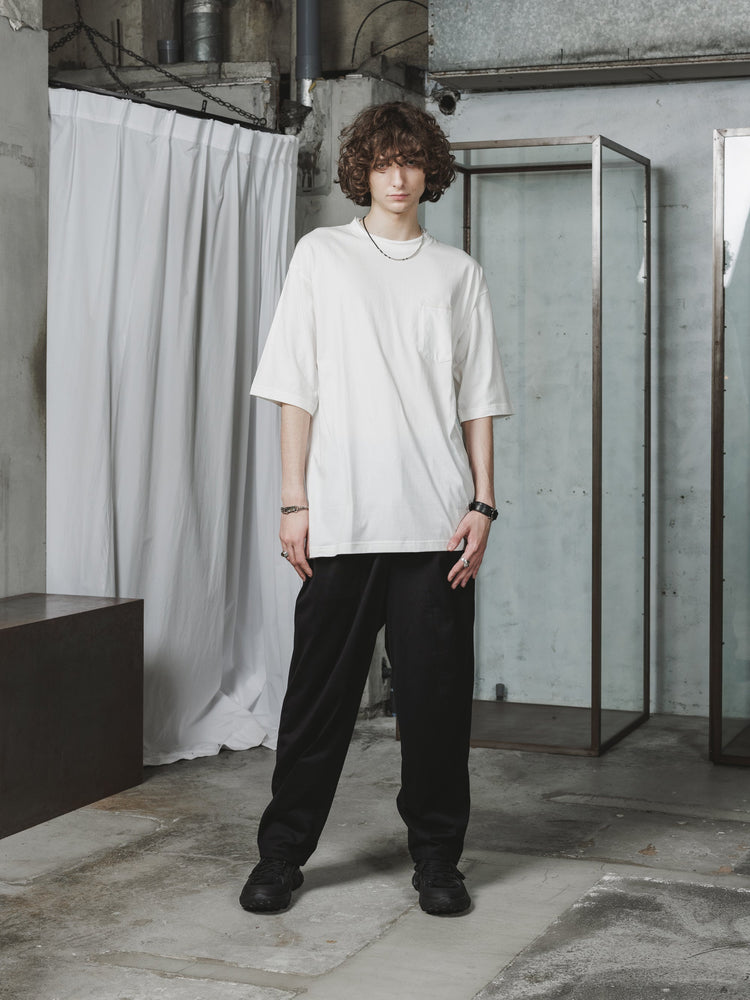 
                  
                    EXCLUSIVE POCKET LOOSE T-SHIRTS
                  
                