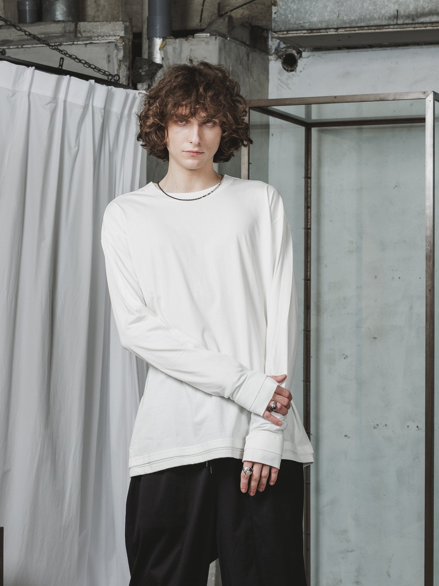 
                  
                    EXCLUSIVE LAYERED LONG SLEEVE T-SHIRTS
                  
                