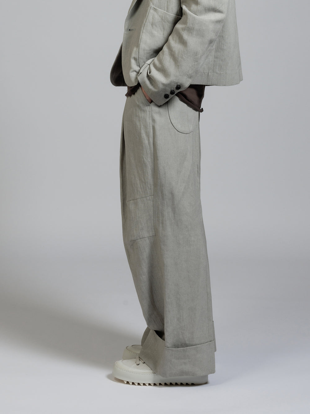 the viridi-anne ウール裏毛パンツ　グレー The Viridi-anne ザ ヴィリジアン / The Viridi-anne ザ