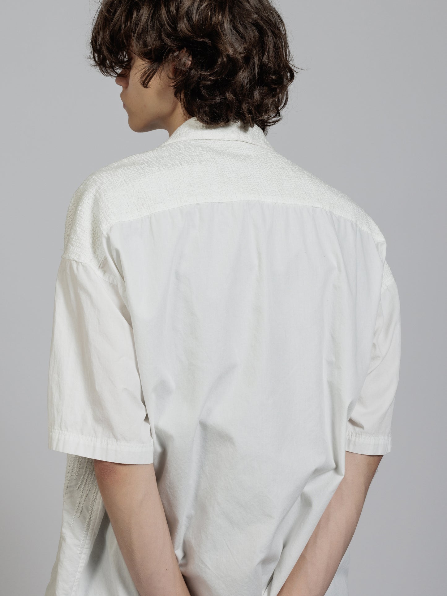 
                  
                    Embroidered cloth short sleeve shirt
                  
                