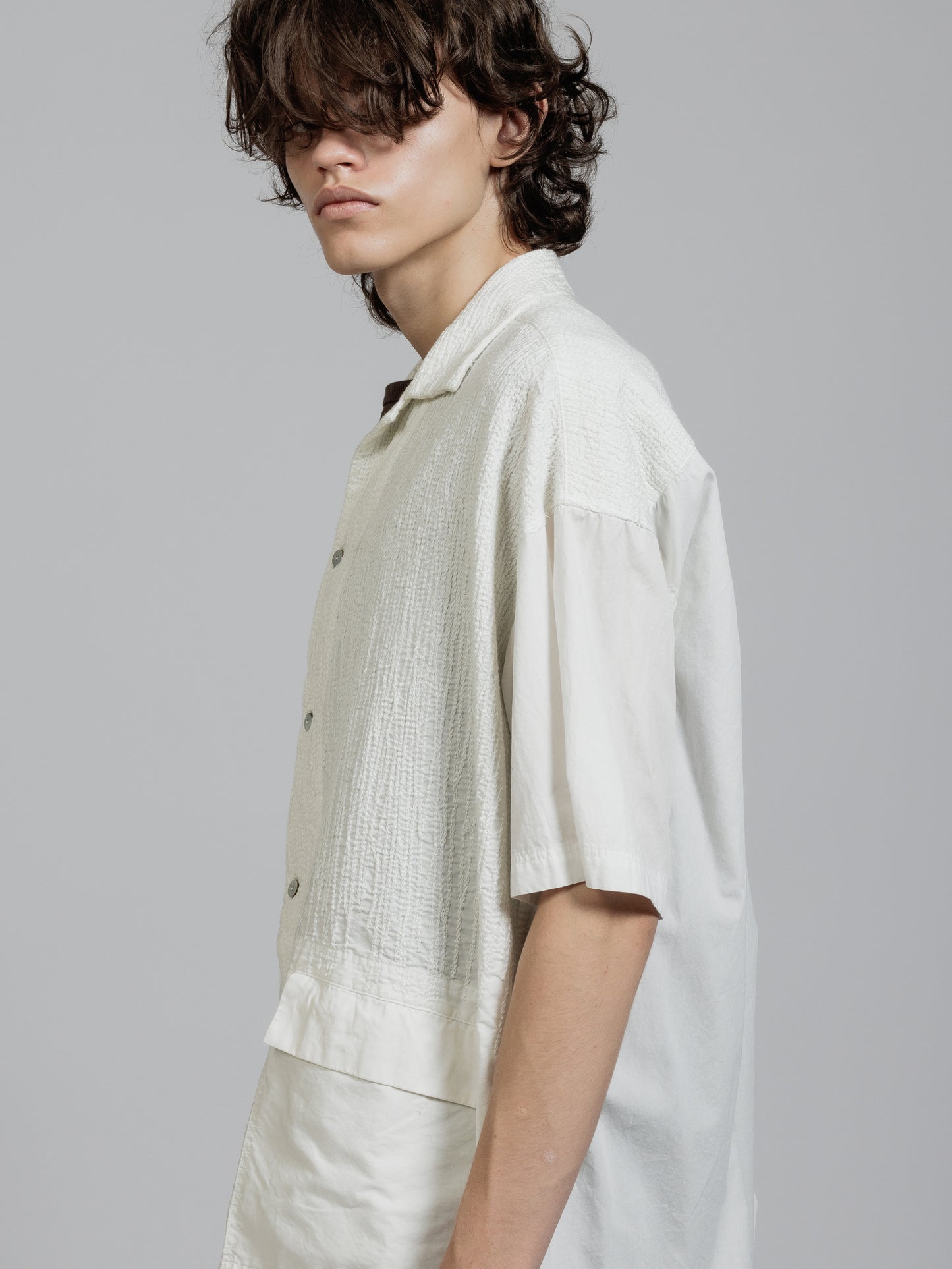 
                  
                    Embroidered cloth short sleeve shirt
                  
                