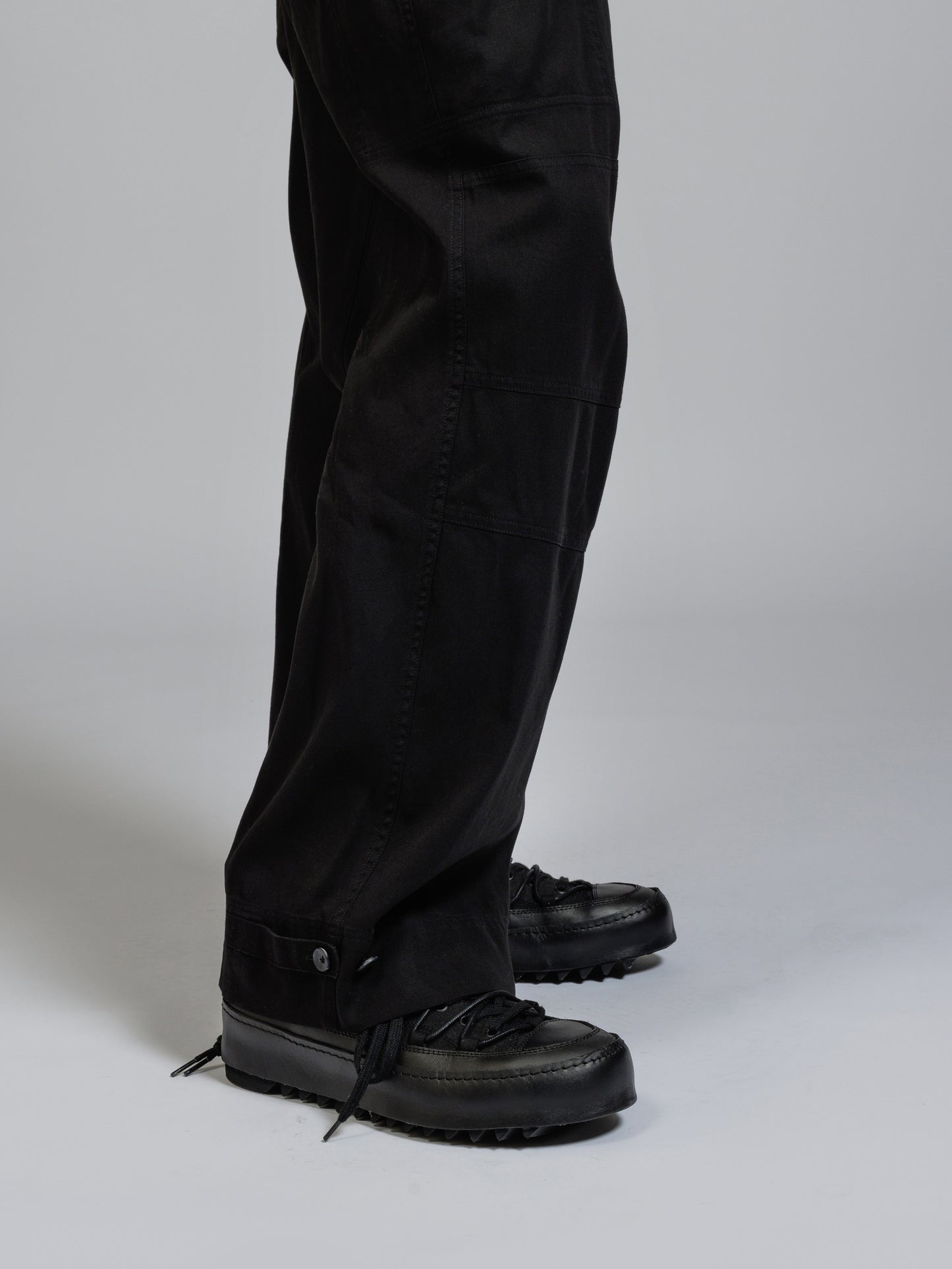 
                  
                    Twill object dyed cargo trousers
                  
                