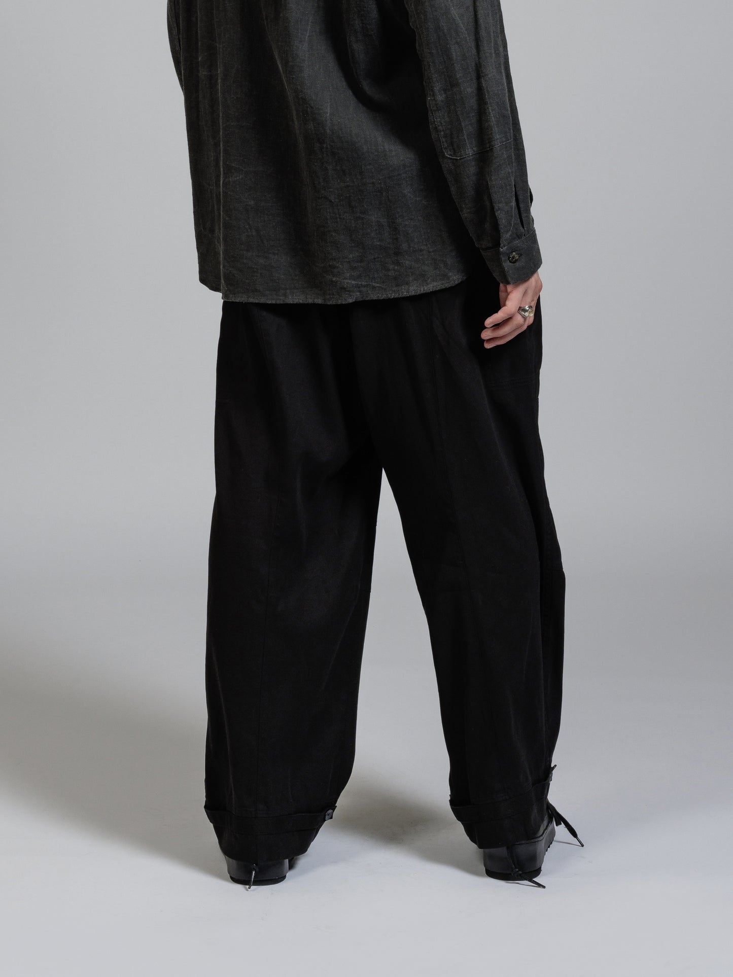 
                  
                    Twill object dyed cargo trousers
                  
                