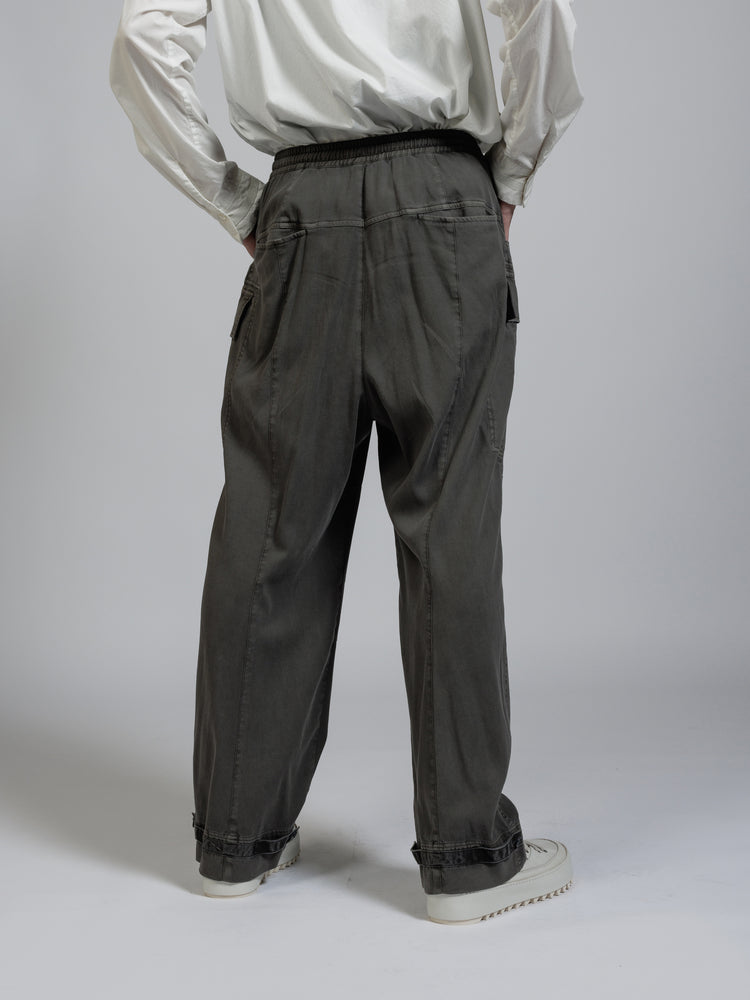 
                  
                    Twill object dyed cargo trousers
                  
                