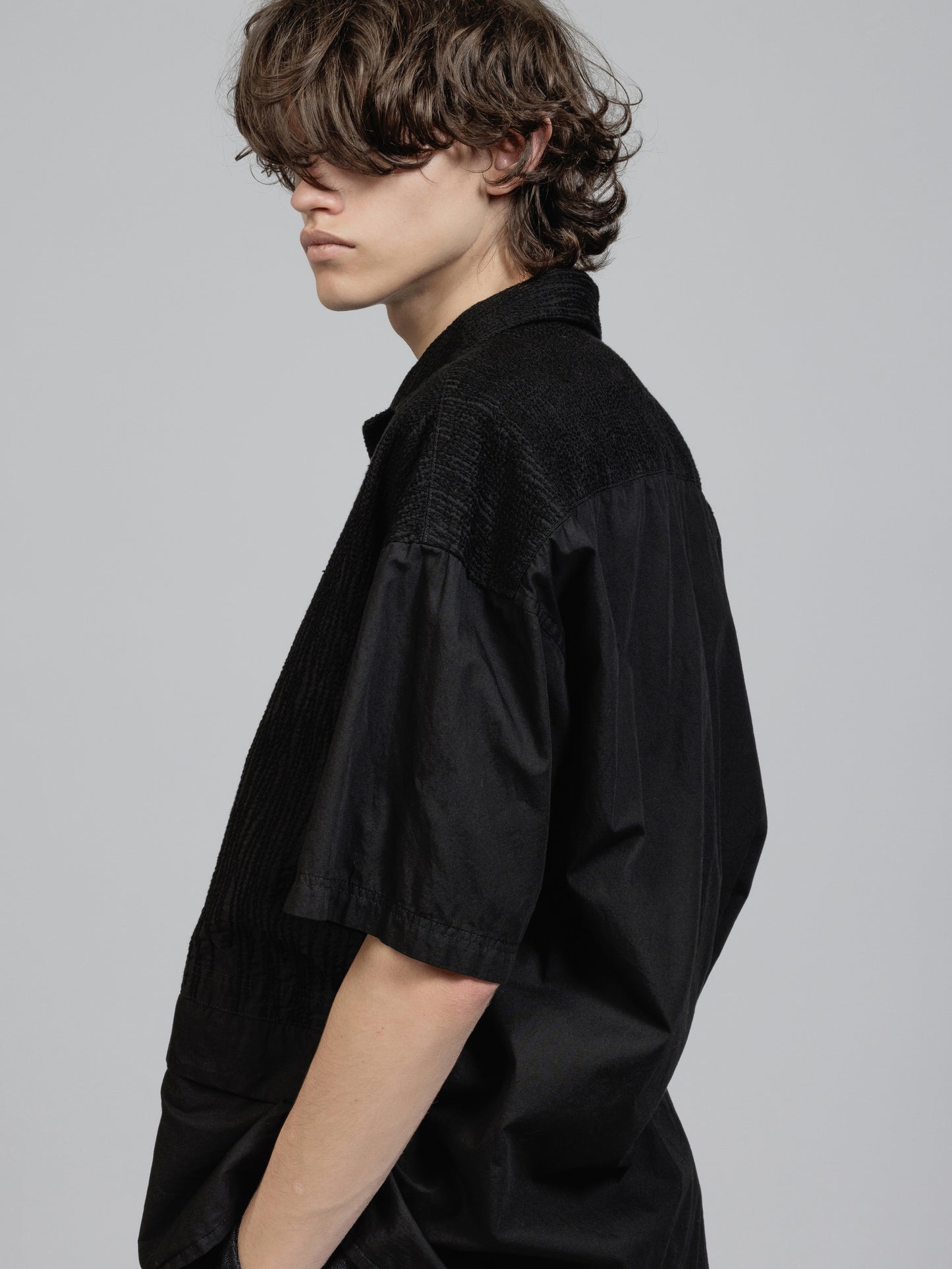 
                  
                    Embroidered cloth short sleeve shirt
                  
                