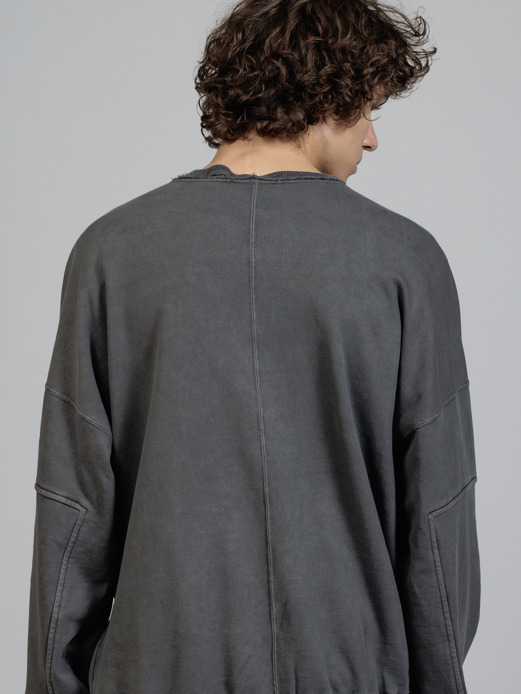 THE VIRIDI-ANNE TVA 25SS Sweat v-necked pullover – The Viridi-anne