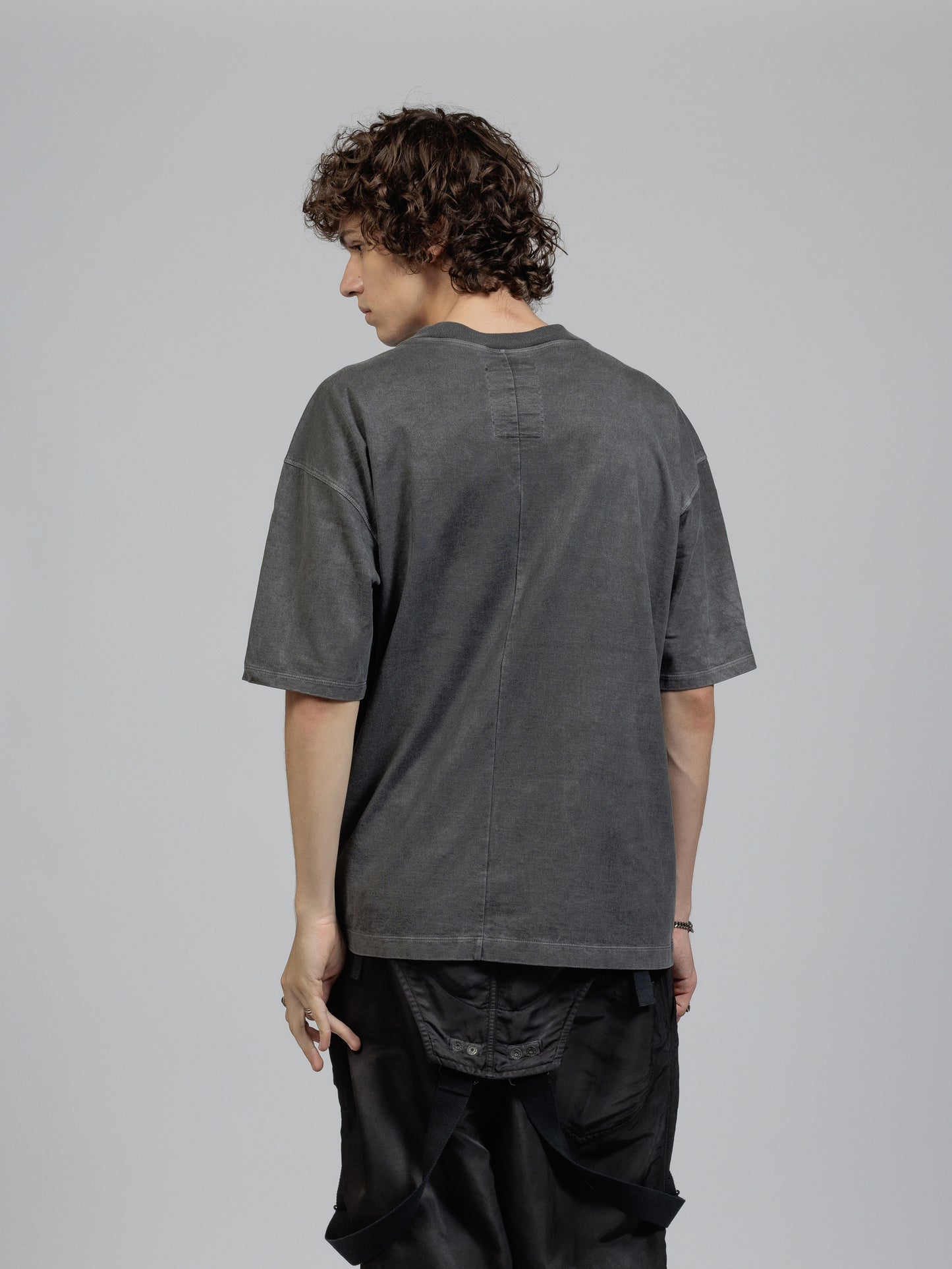 
                  
                    Object dyed pocket T-shirt
                  
                