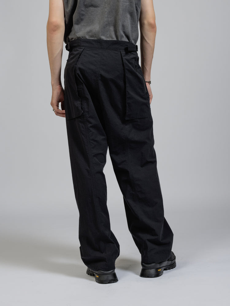
                  
                    Ripstop wide-trousers
                  
                