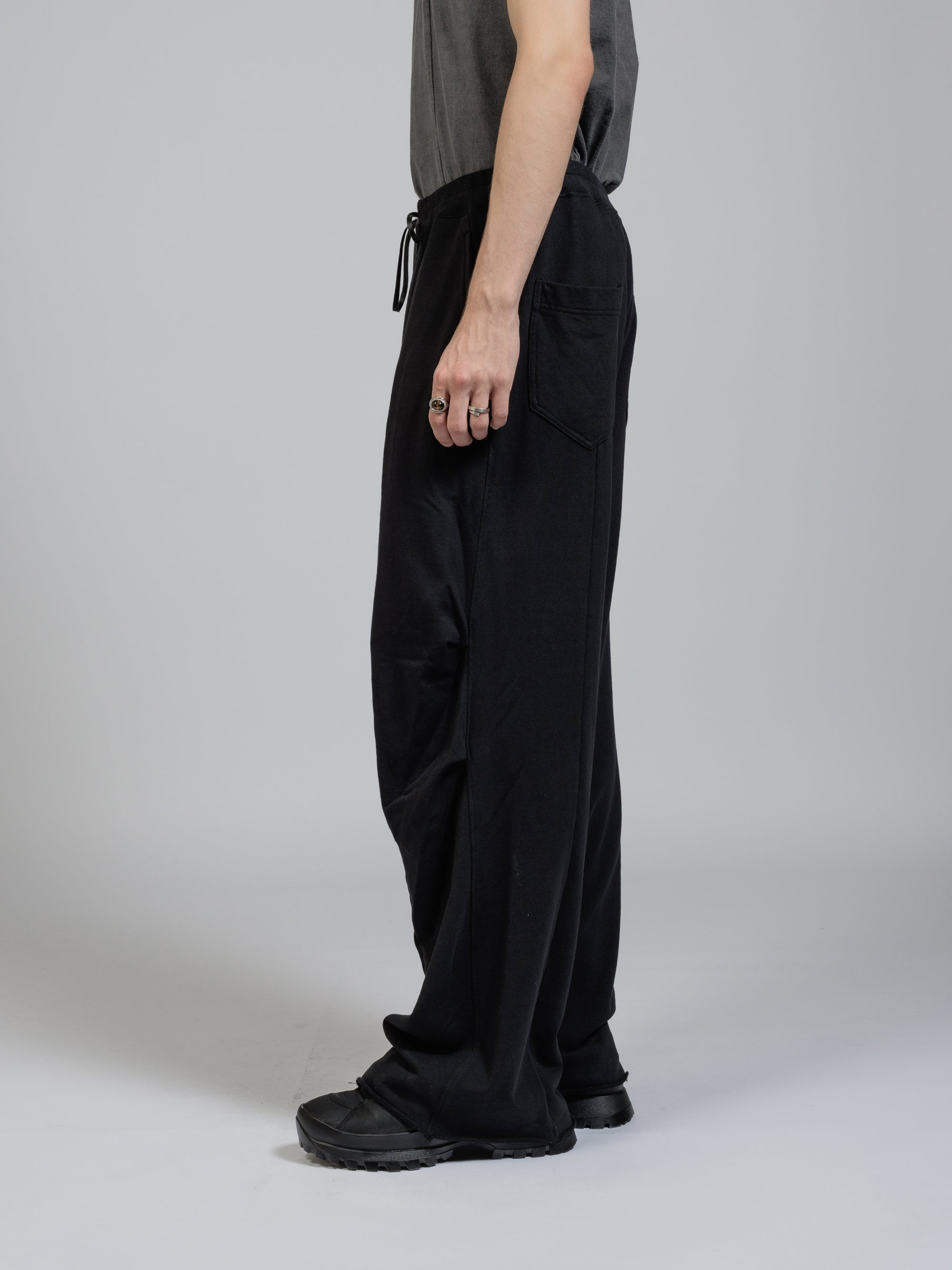 THE VIRIDI-ANNE（ザ ヴィリディアン） TVA 25SS Sweat wide pants（裏