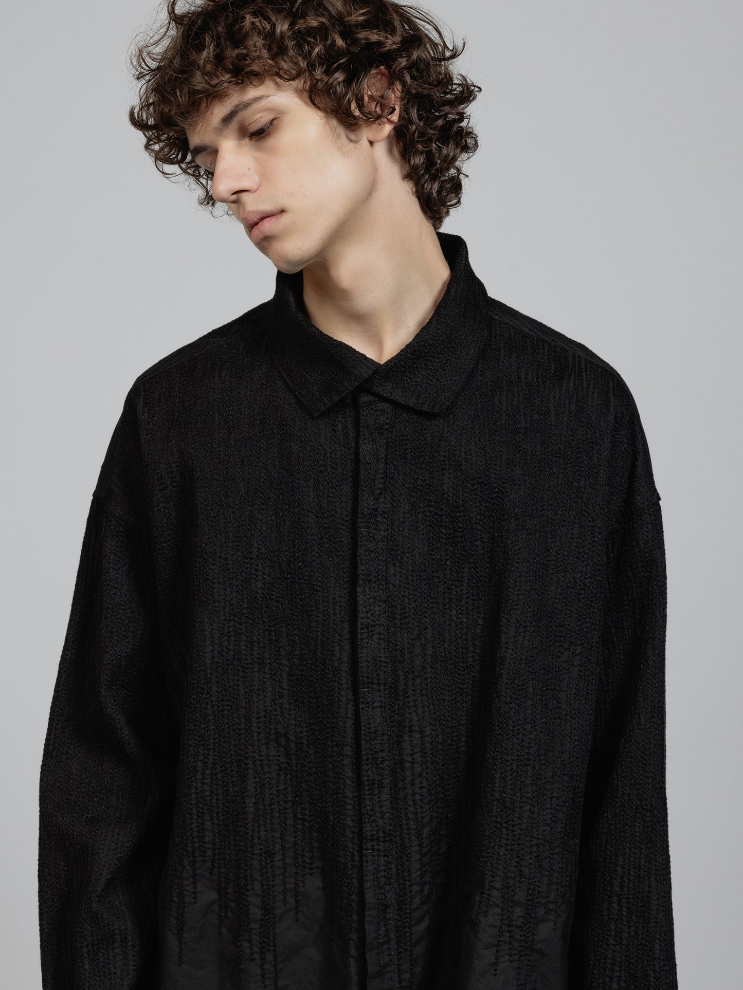 
                  
                    Embroidered cloth high-necked shirt
                  
                