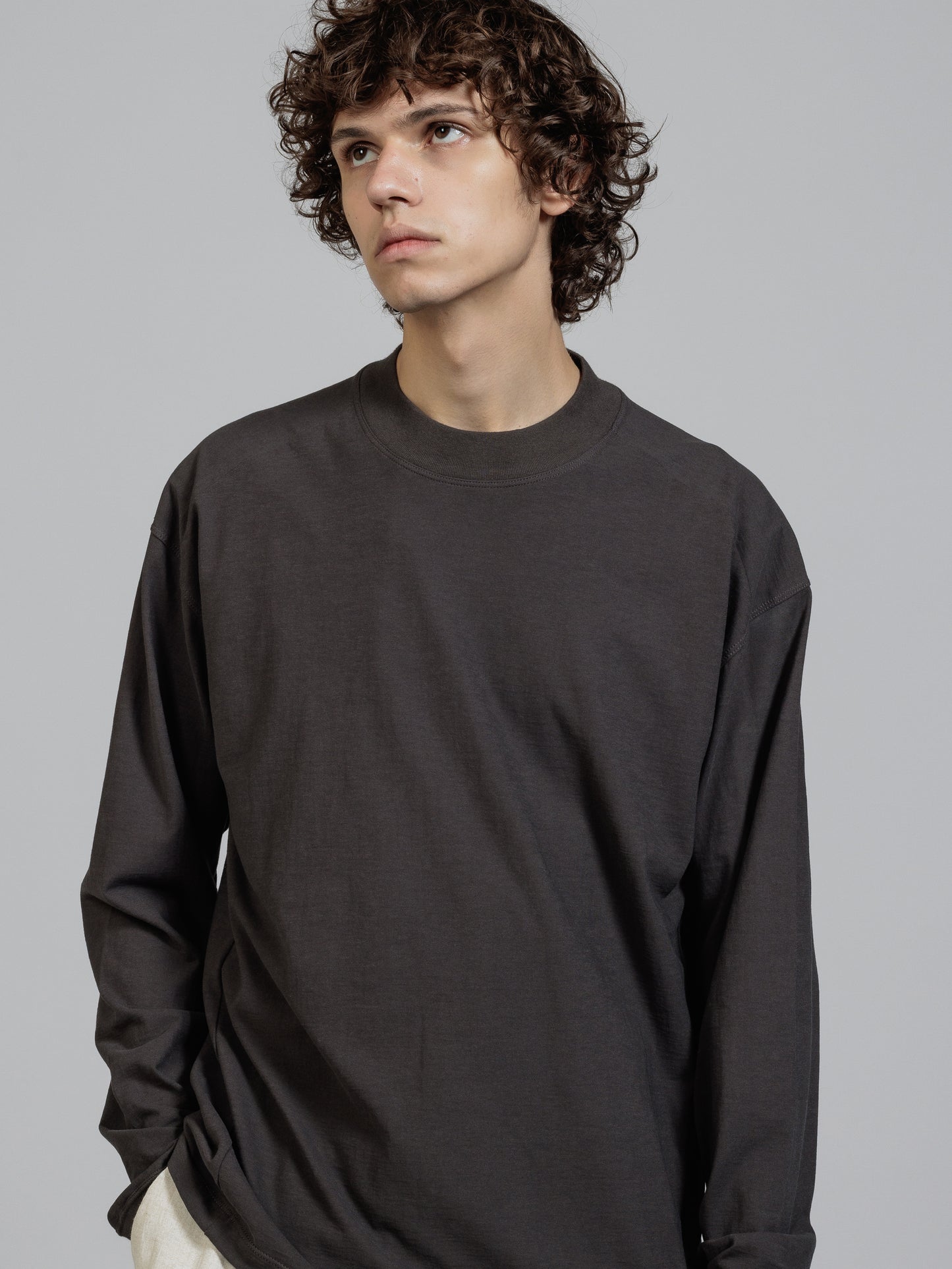 
                  
                    Cotton jersey L/S T-shirt
                  
                