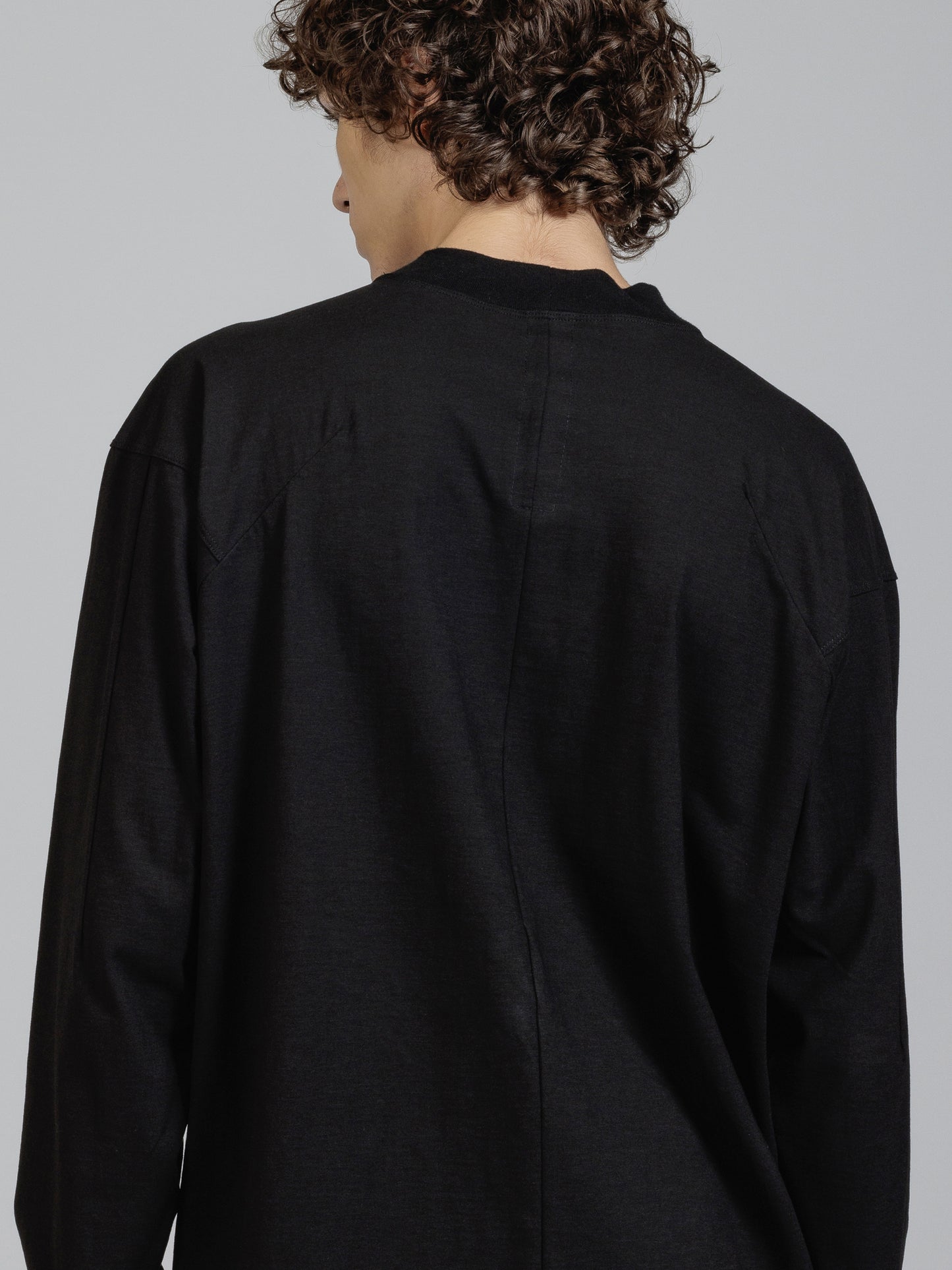 
                  
                    Cotton jersey L/S T-shirt
                  
                