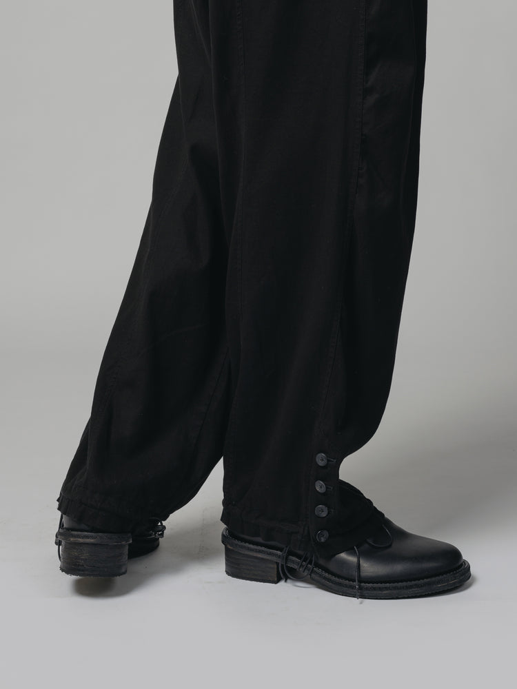 
                  
                    COTTON WIDE PANTS
                  
                