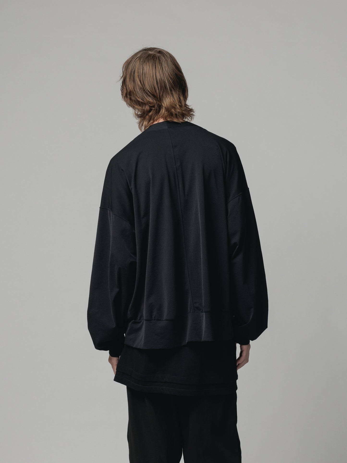 
                  
                    NYLON SMOOTH ZIP-UP CARDIGAN
                  
                