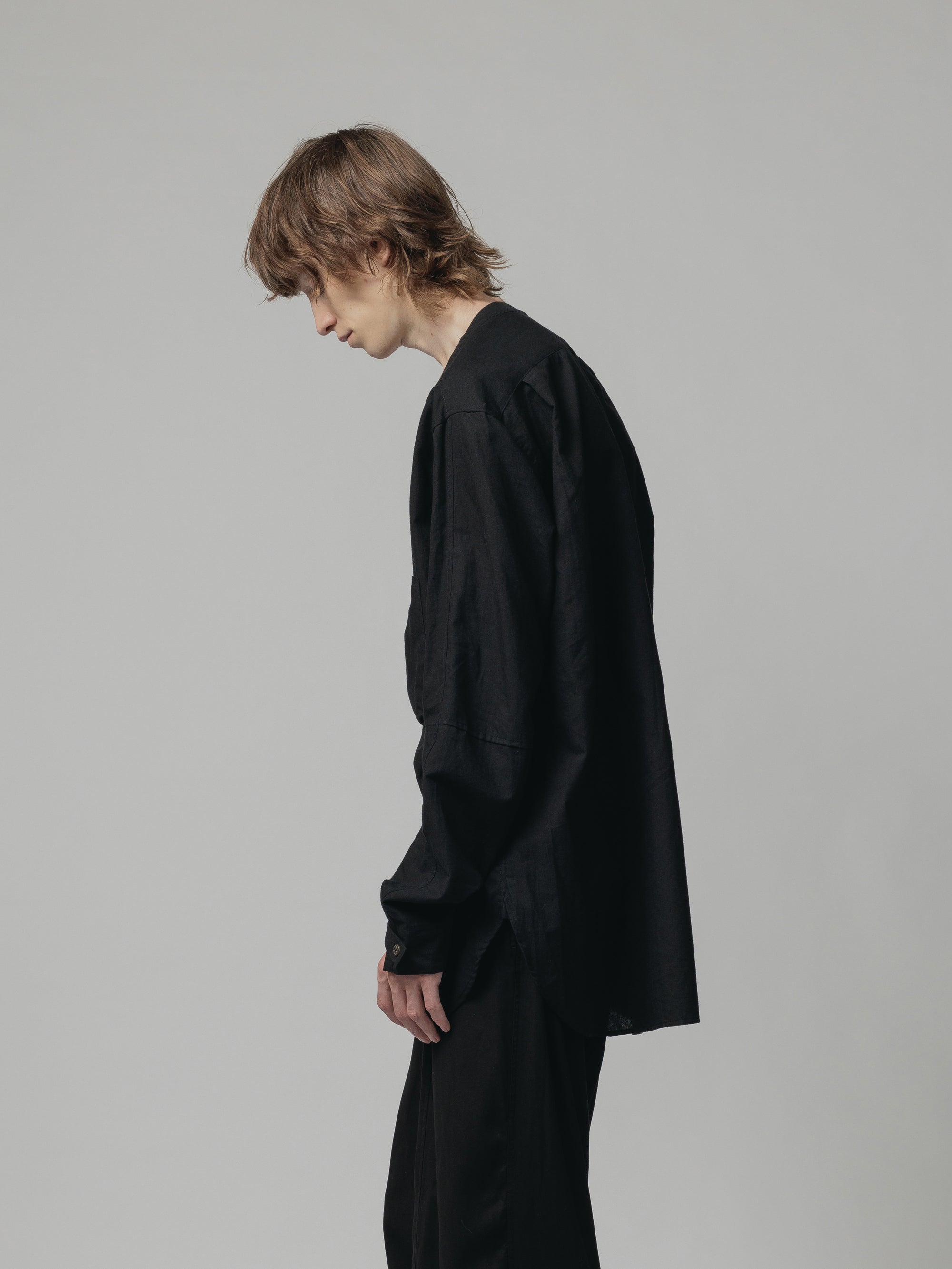 THE VIRIDI-ANNE（ザ ヴィリディアン） TVA 24SS COTTON/LINEN V NECK