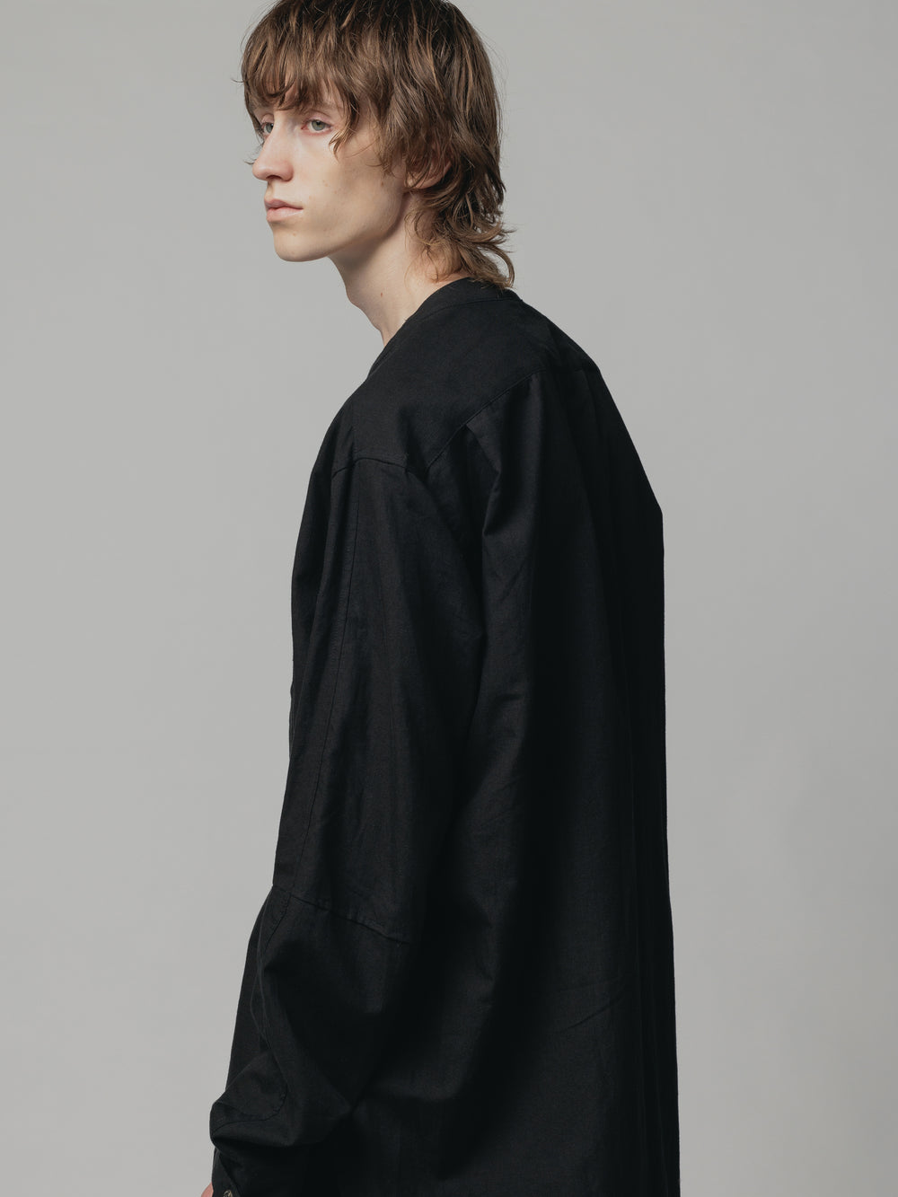 THE VIRIDI-ANNE（ザ ヴィリディアン） TVA 24SS COTTON/LINEN V NECK 