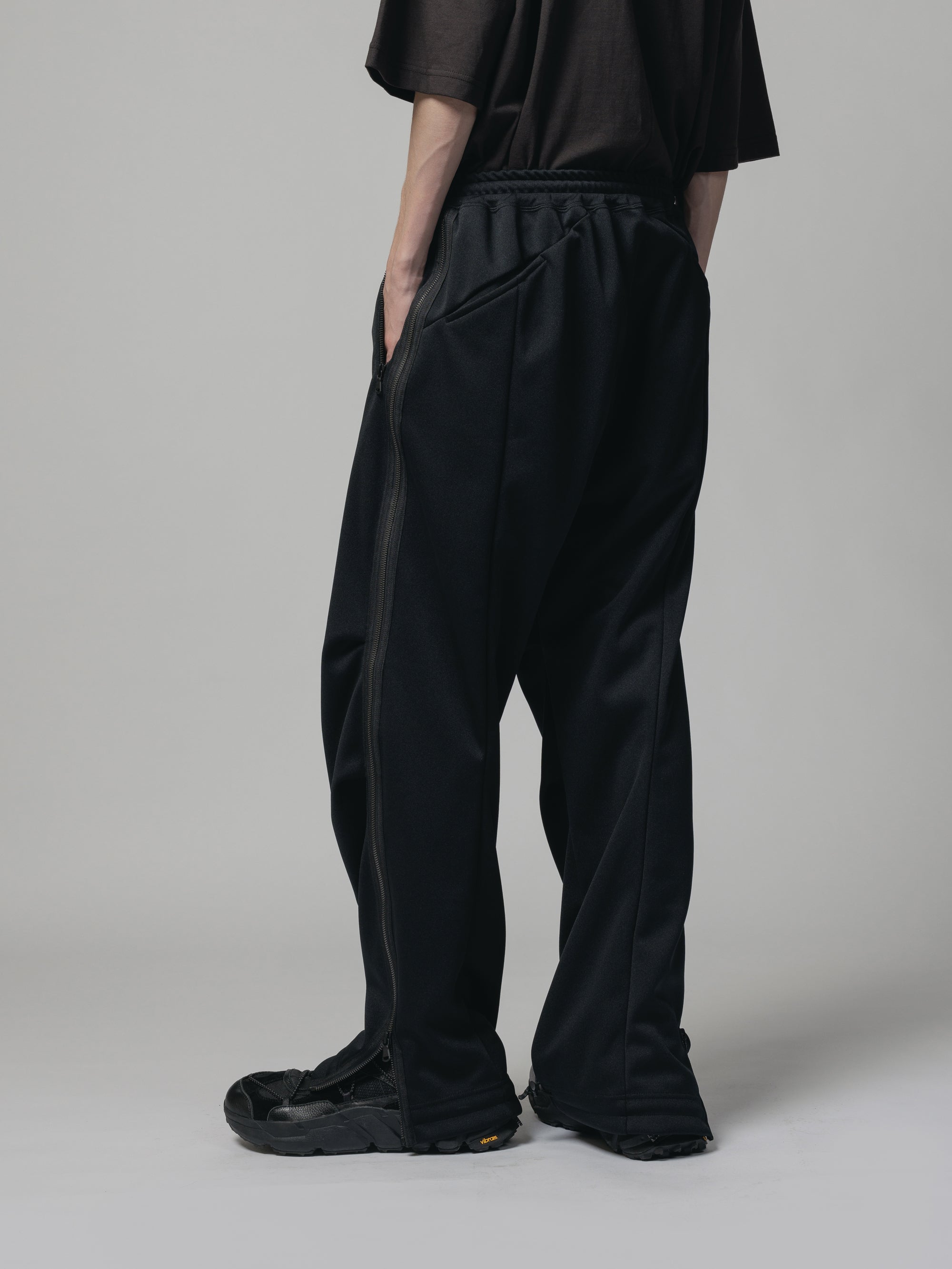 L*a様 The Viridi-anne easy cargo pants ju L*a様 The Viridi-anne easy cargo pants ju - メルカリ