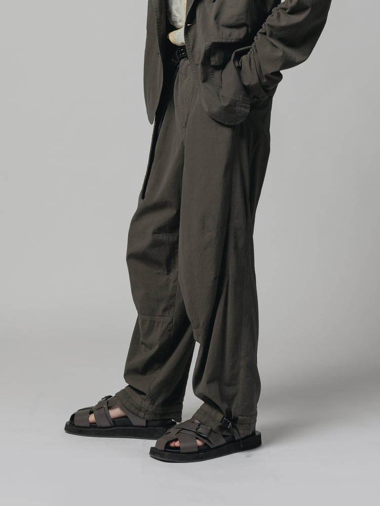 
                  
                    DRY COTTON WIDE TROUSERS
                  
                