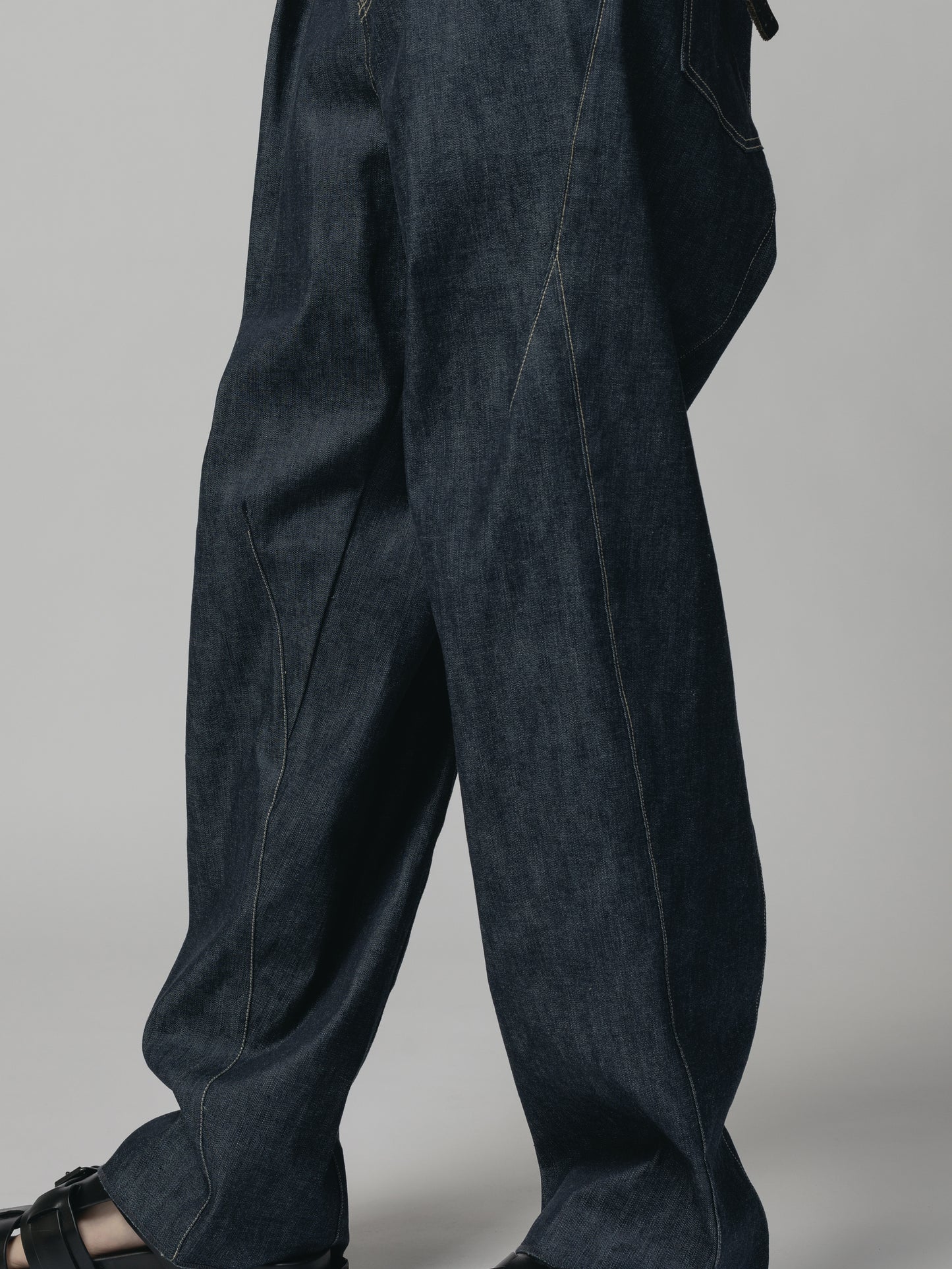 
                  
                    DENIM WIDE PANTS
                  
                