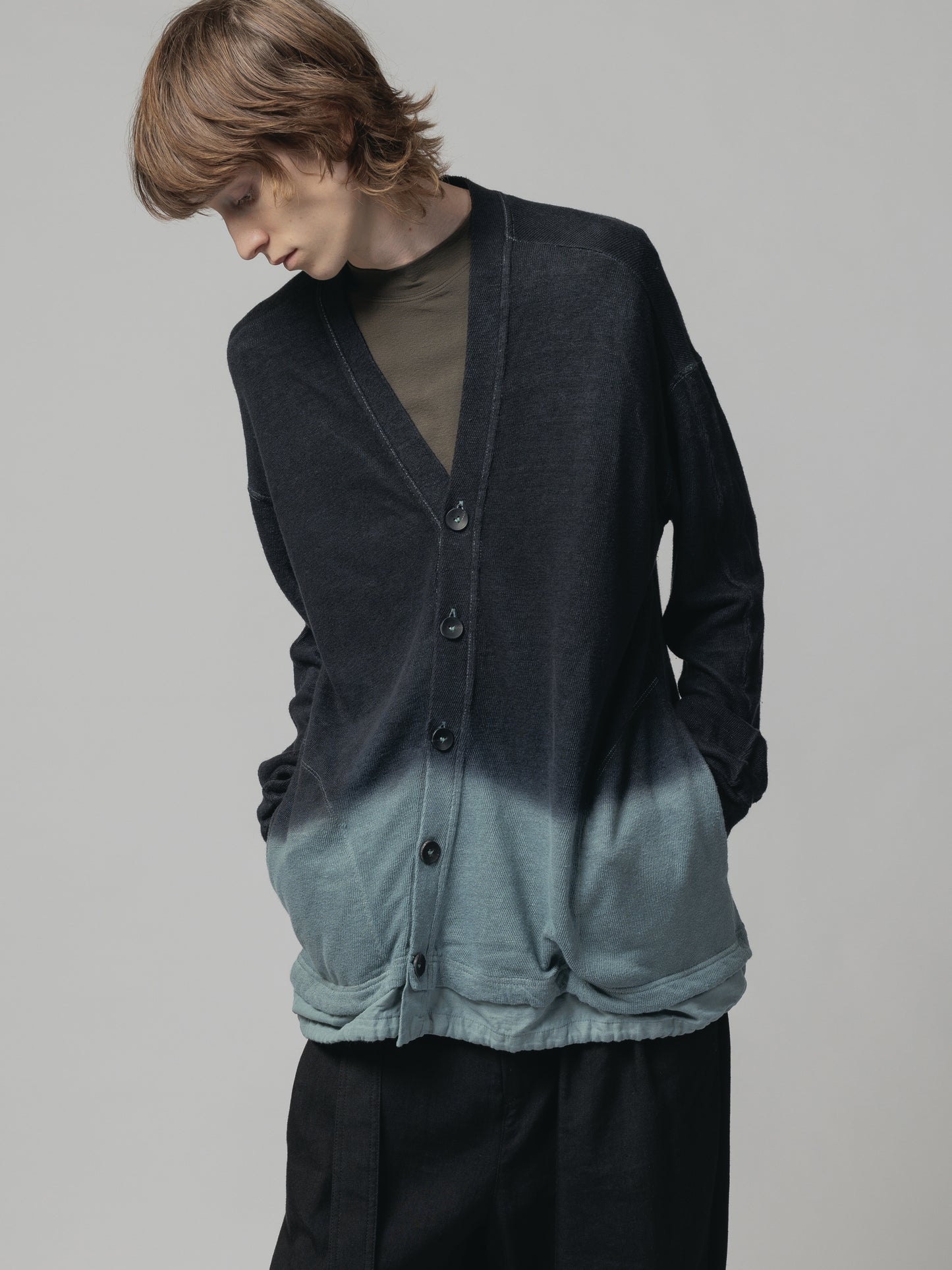 
                  
                    GRADATION DYE JERSEY CARDIGAN
                  
                