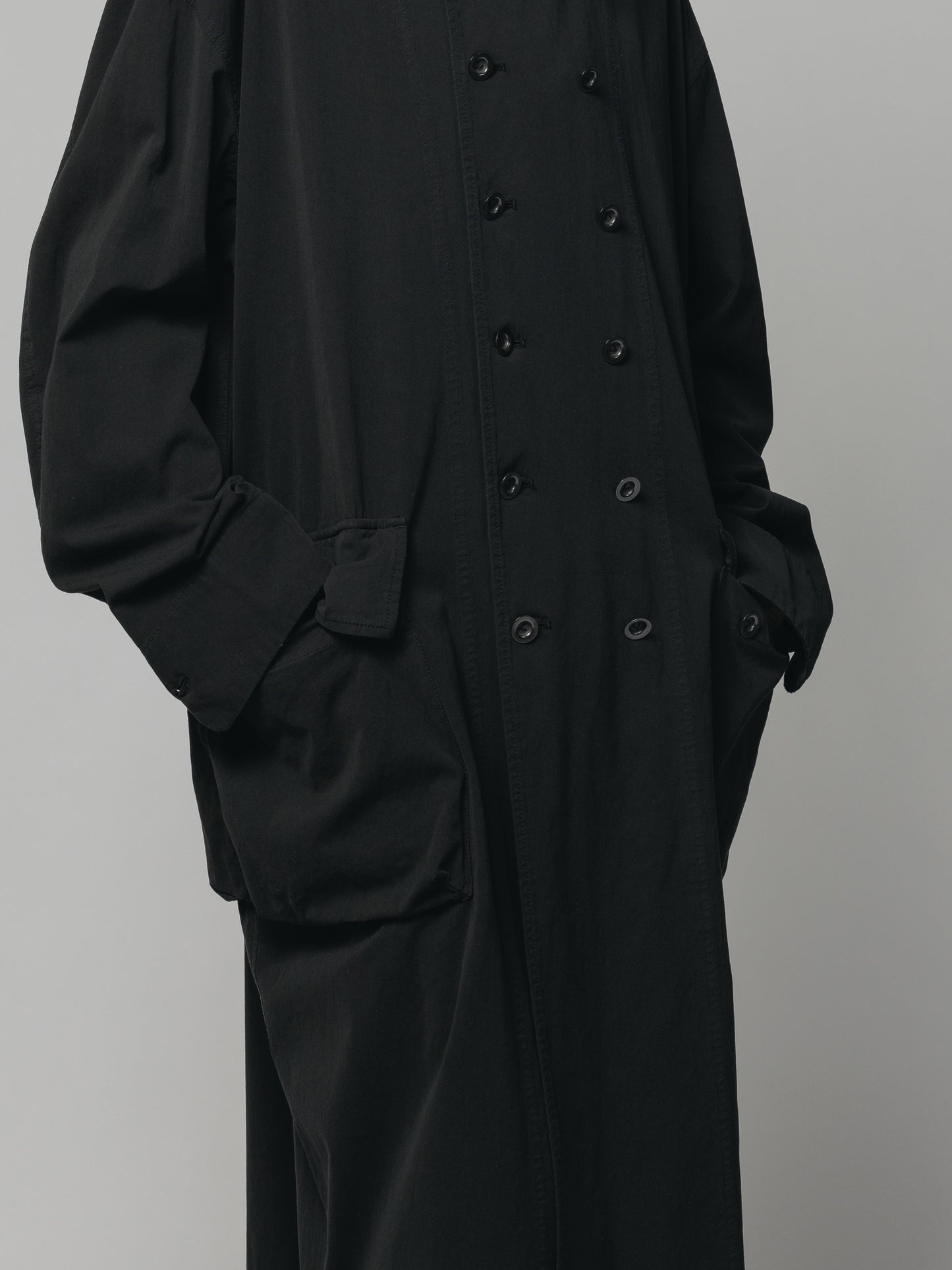 
                  
                    DRY COTTON COAT
                  
                