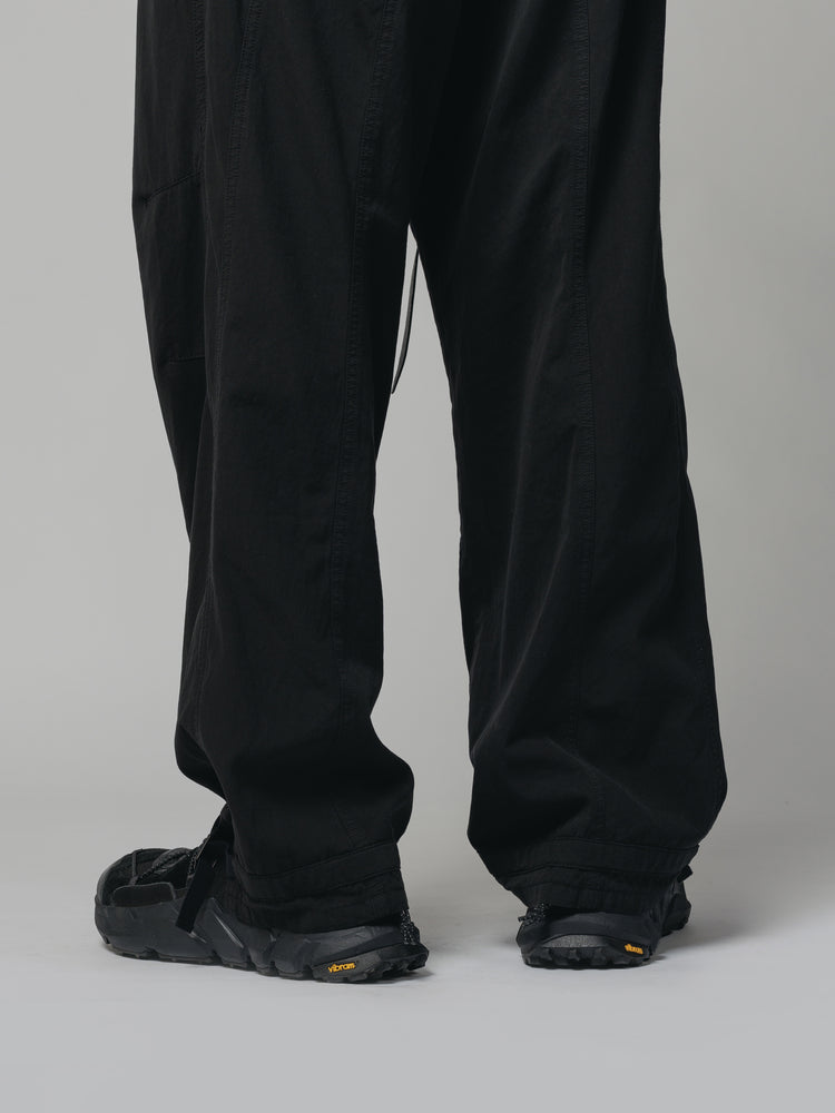 
                  
                    DRY COTTON WIDE TROUSERS
                  
                