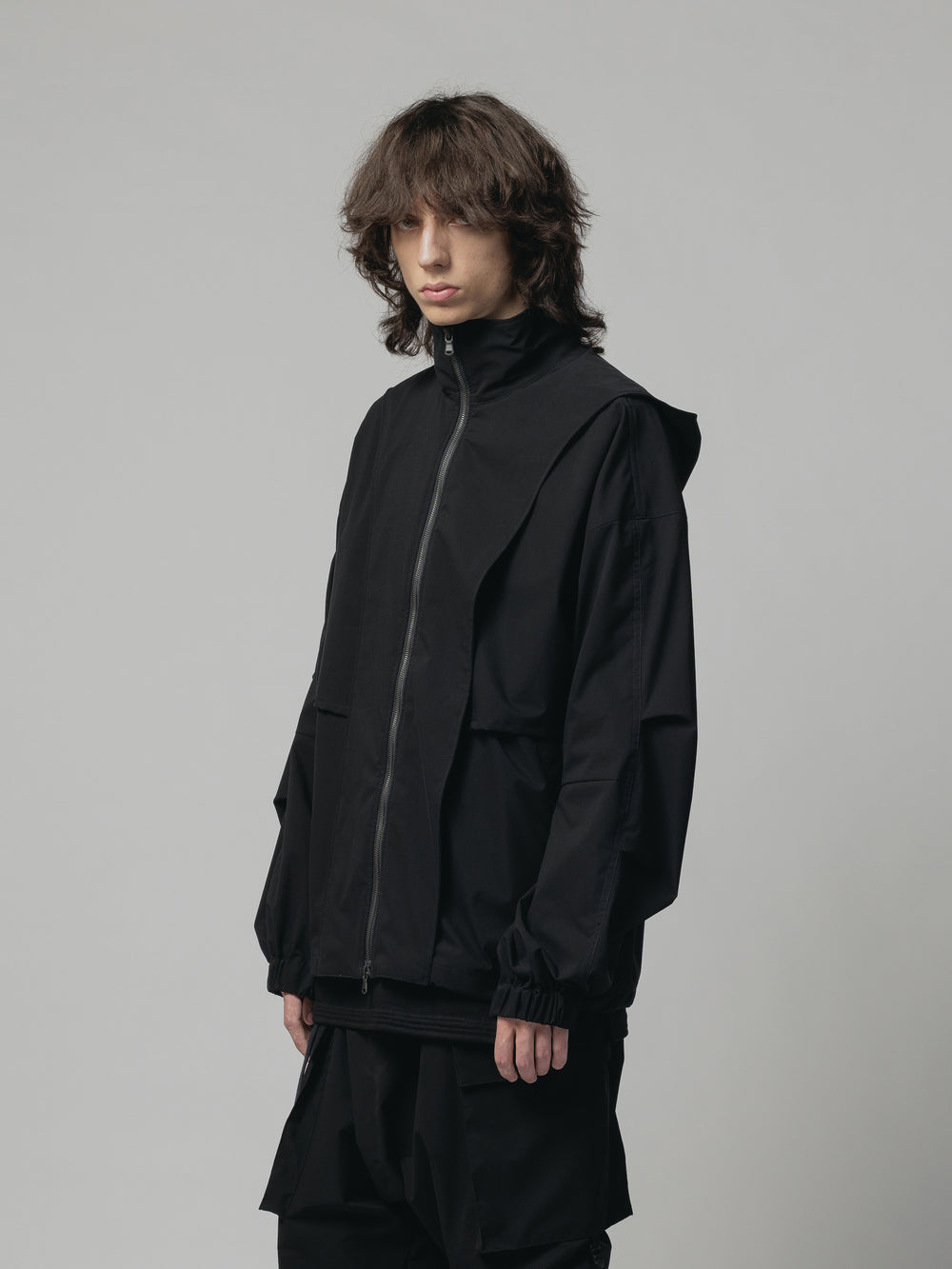 WATER-REPELLENT HOODED JKT