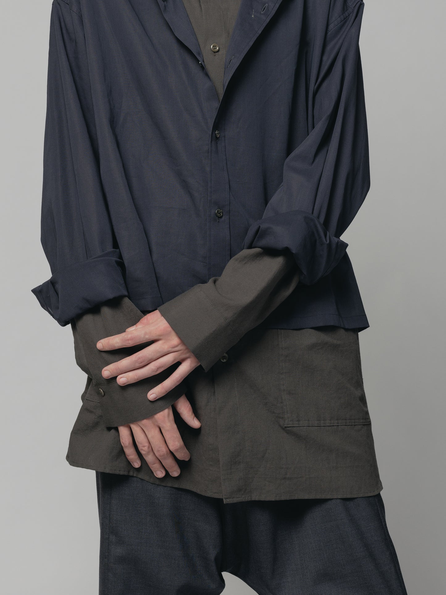 
                  
                    COTTON/LINEN LAYERD SHIRT
                  
                