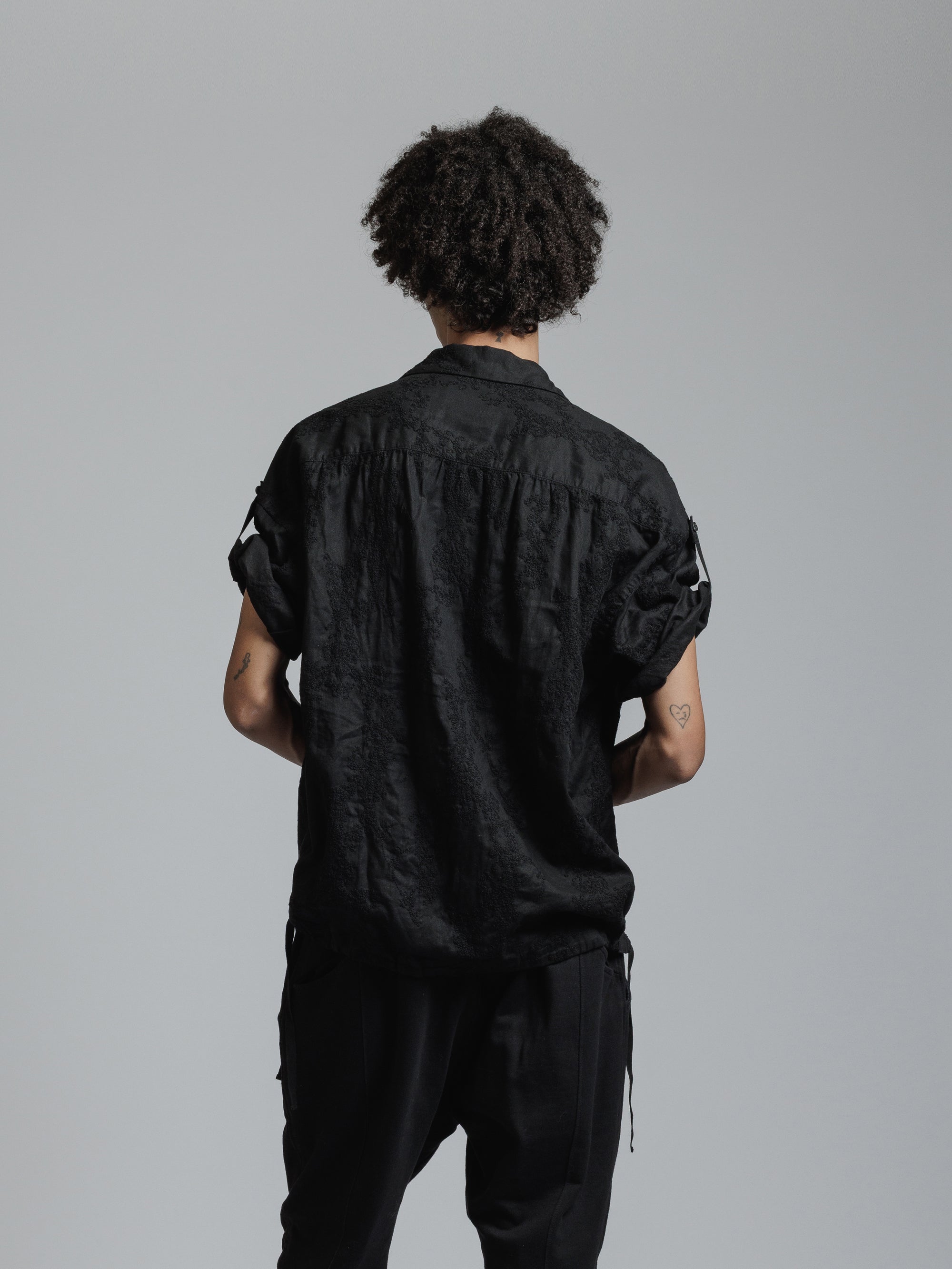 THE VIRIDI-ANNE（ザ ヴィリディアン） TVA 26SS EMBROIDERED S/S