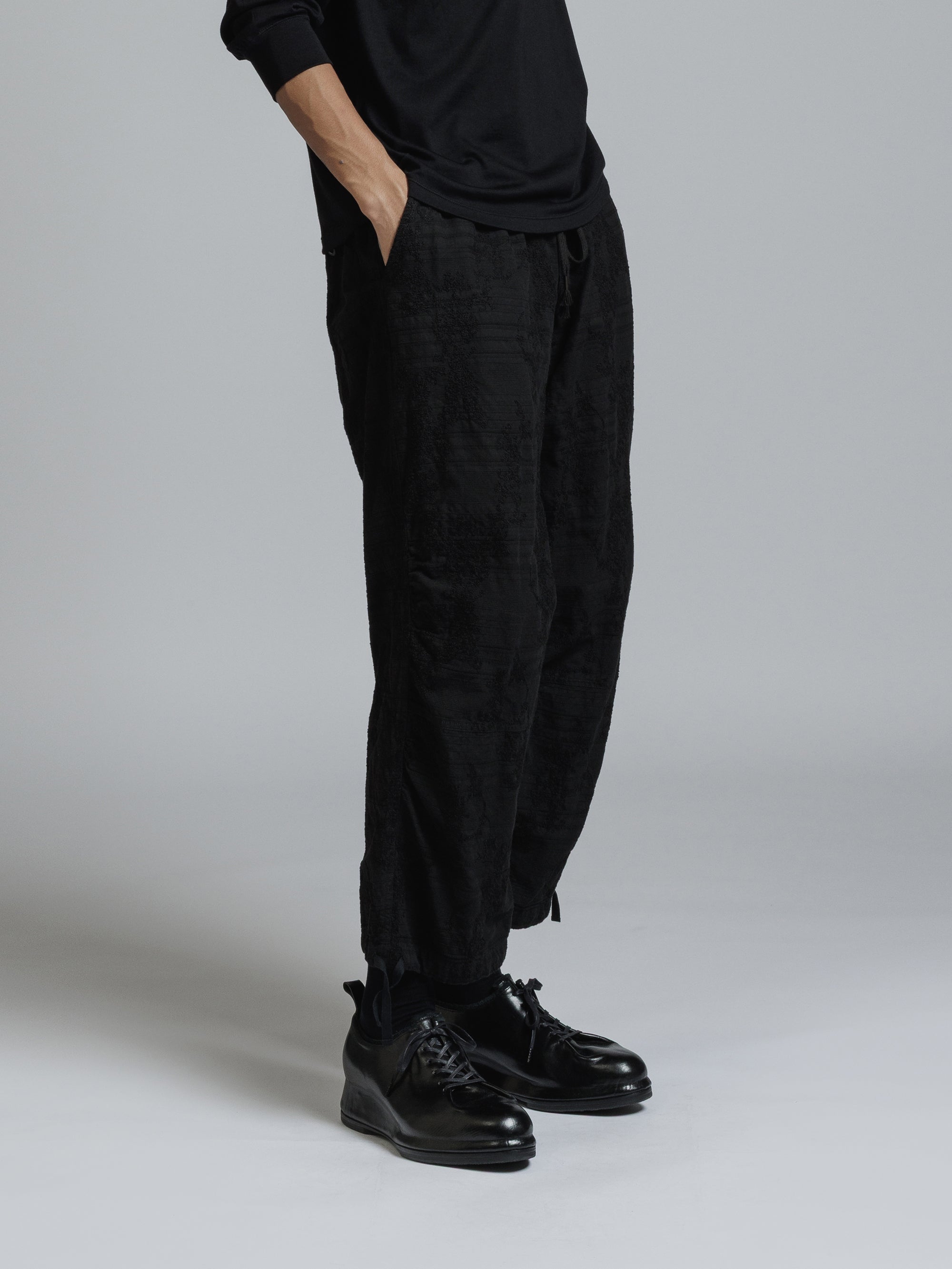 The Viridi-anne cotton linen pants アルチザン The Viridi-anne Cotton/Linen Wide Cropped Pants - VI-3968-04 - Black