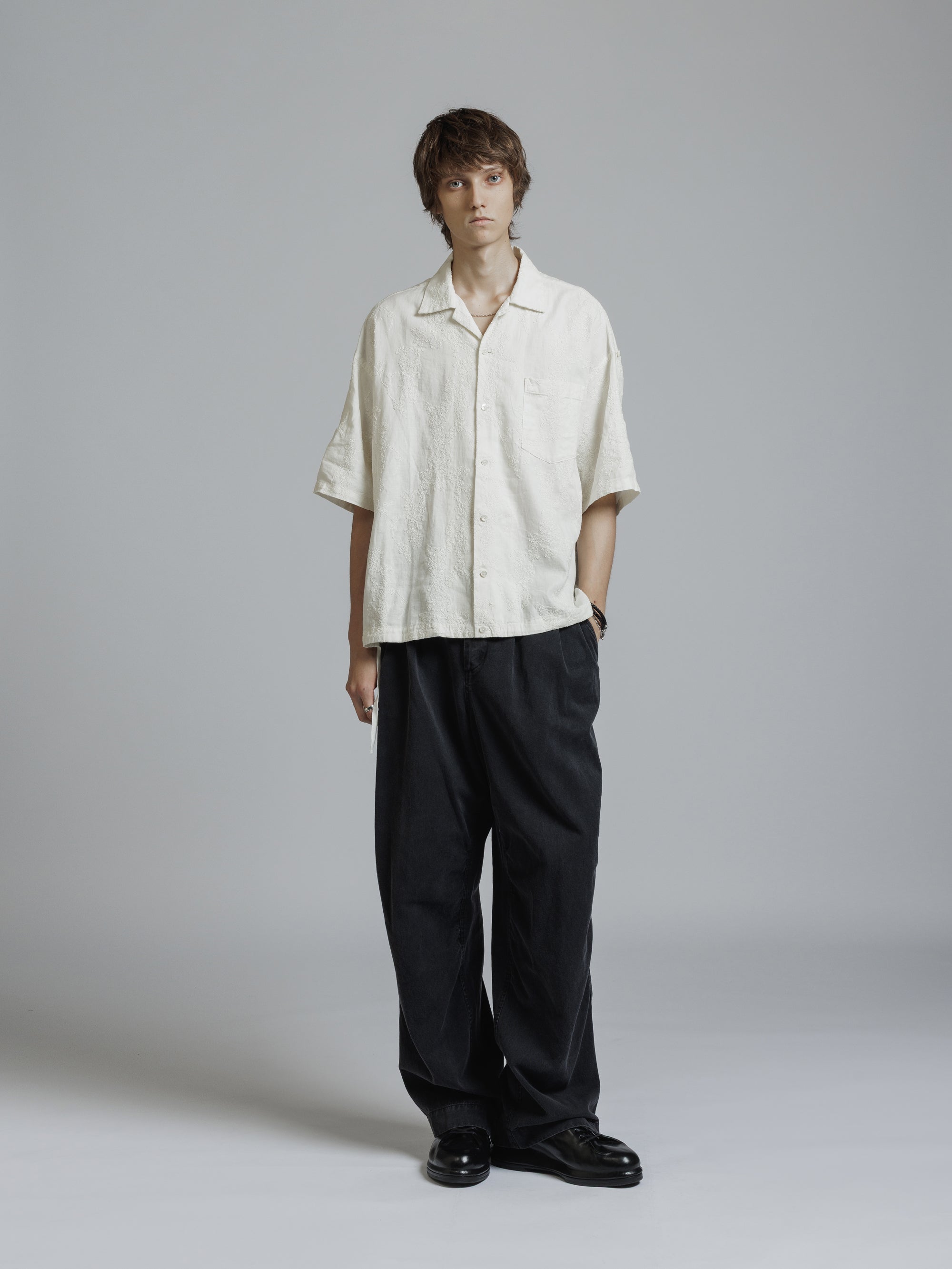 THE VIRIDI-ANNE（ザ ヴィリディアン） TVA 26SS EMBROIDERED S/S