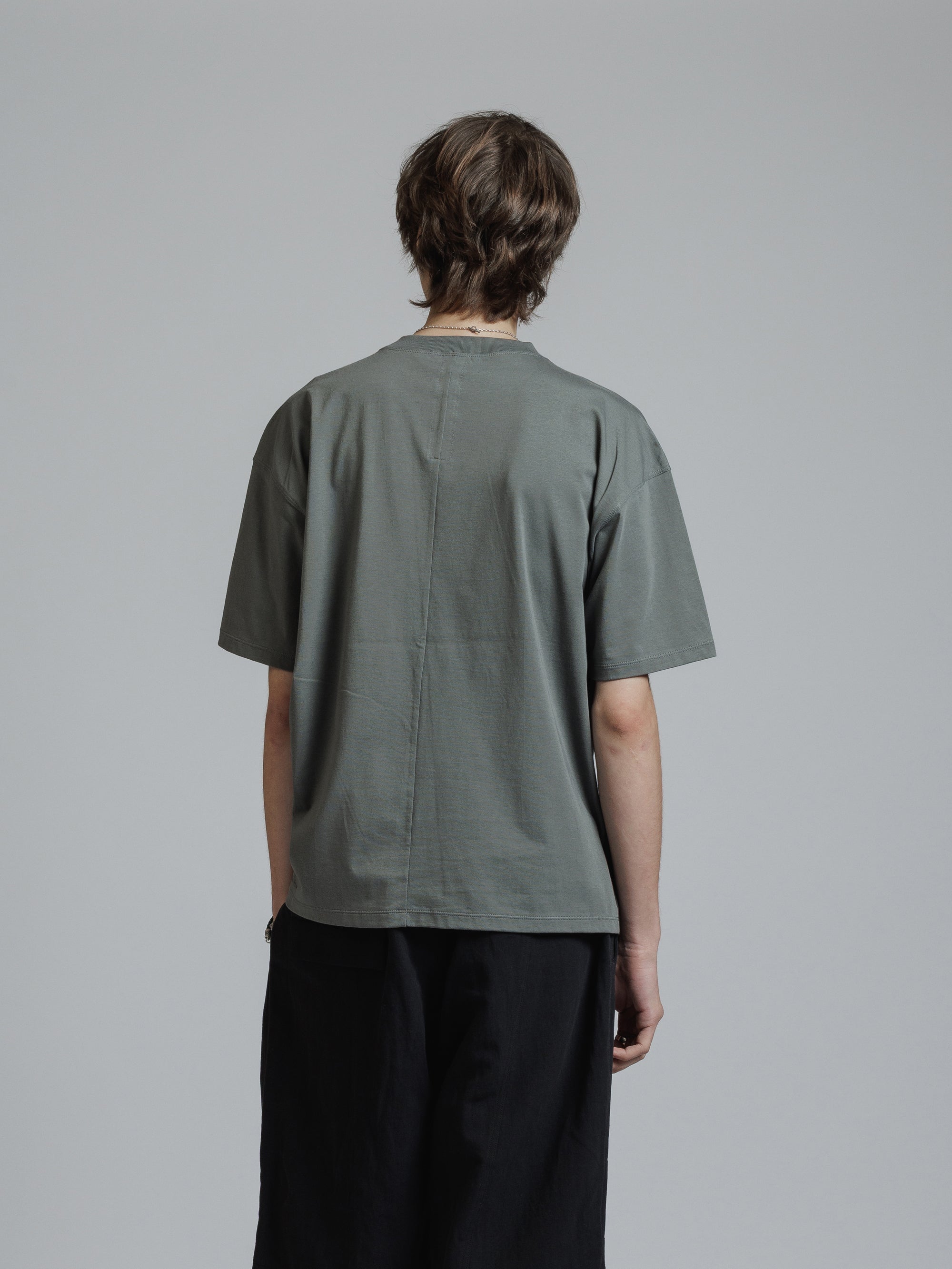 THE VIRIDI-ANNE（ザ ヴィリディアン） TVA 26SS PRINTED T-SHIRT