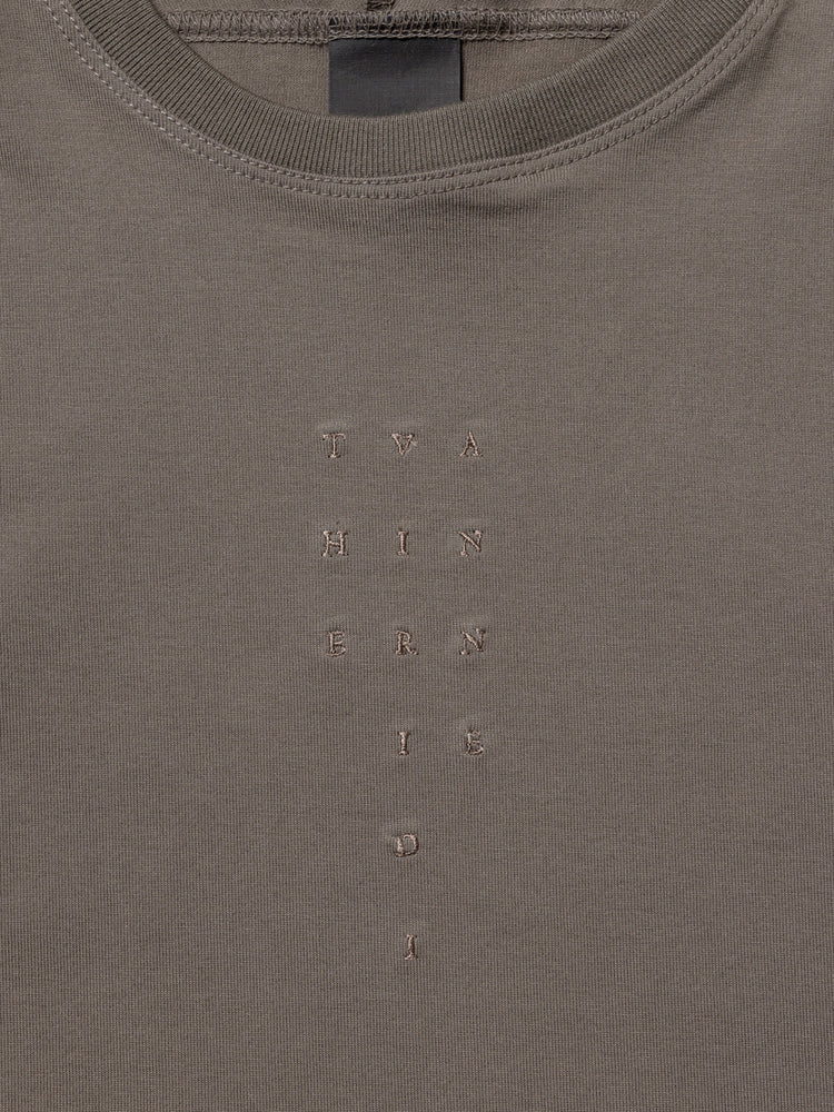 
                  
                    LOGO EMBROIDERY LONG SLEEVE T-SHIRTS
                  
                