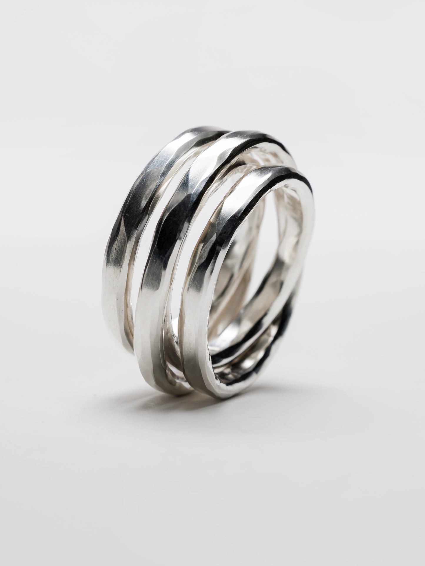
                  
                    [WERKSTATT:MÜNCHEN] RING WOUND HAMMERED
                  
                