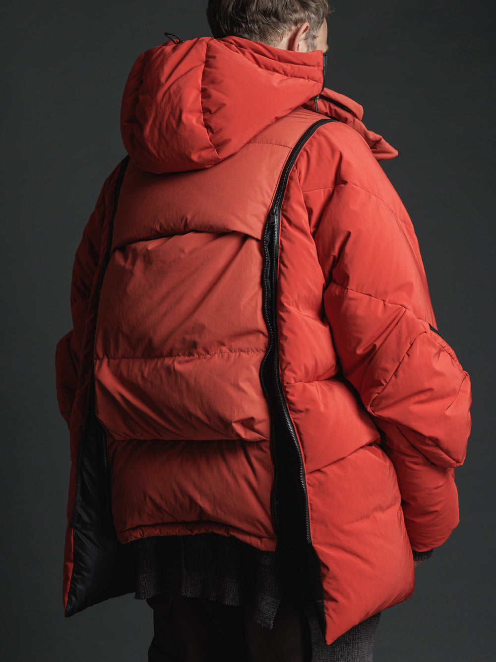 
                  
                    HOODED DOWN JACKET
                  
                