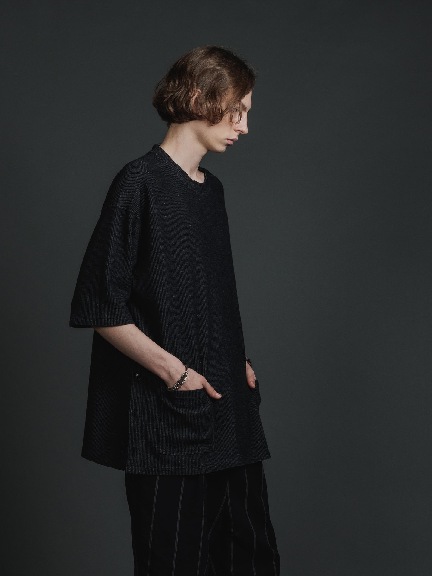
                  
                    STRIPE KNIT T-SHIRT
                  
                