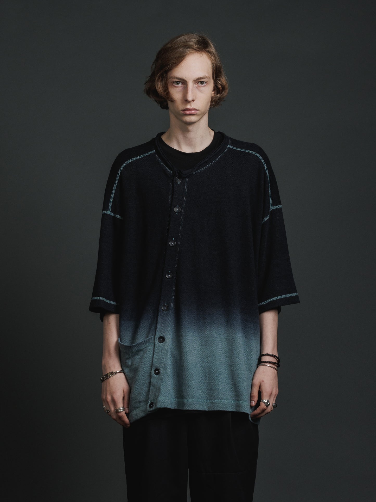 
                  
                    GRADATION DYE JERSEY DOLMAN SLEEVE T
                  
                